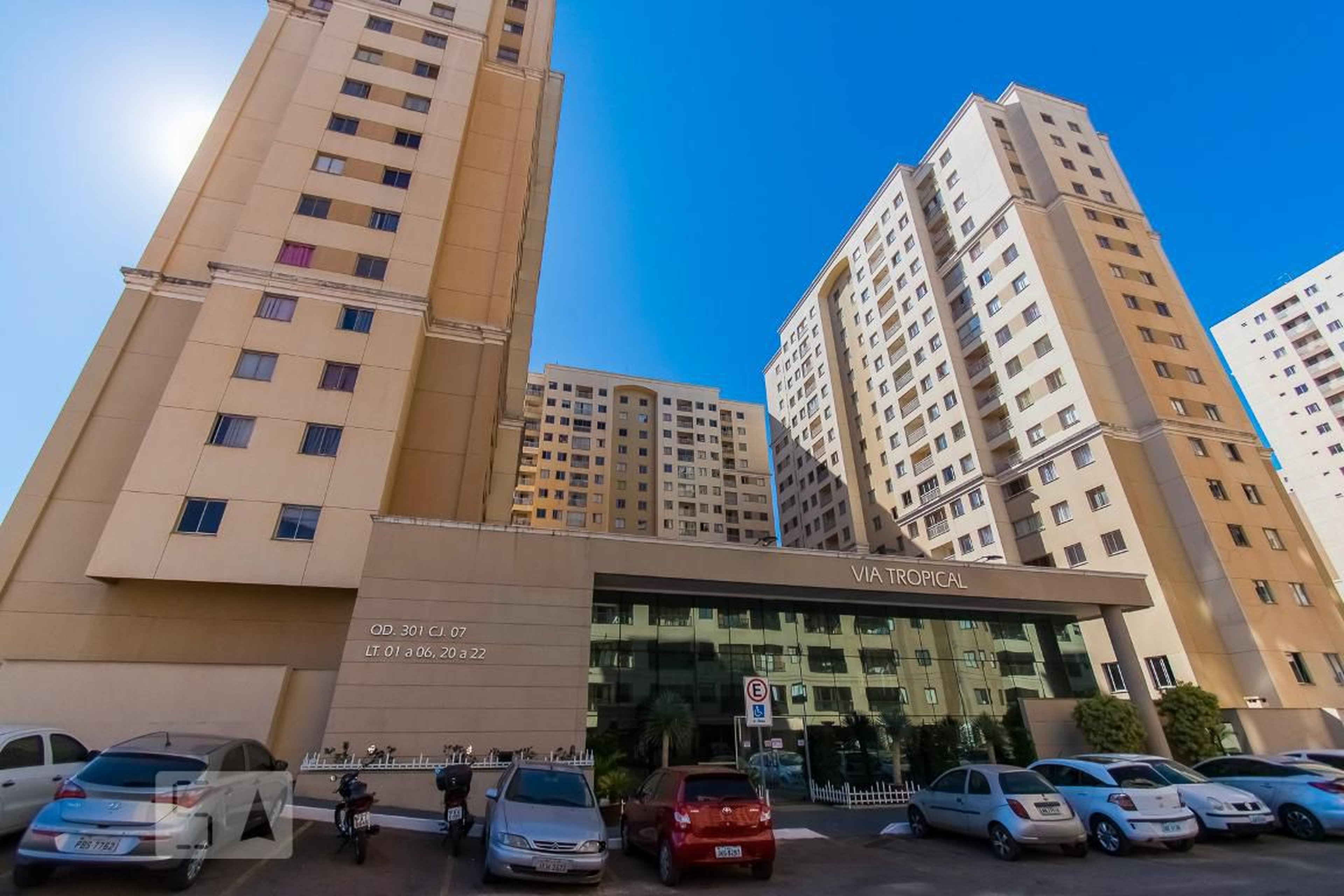 Fachada Condomínio Via Tropical