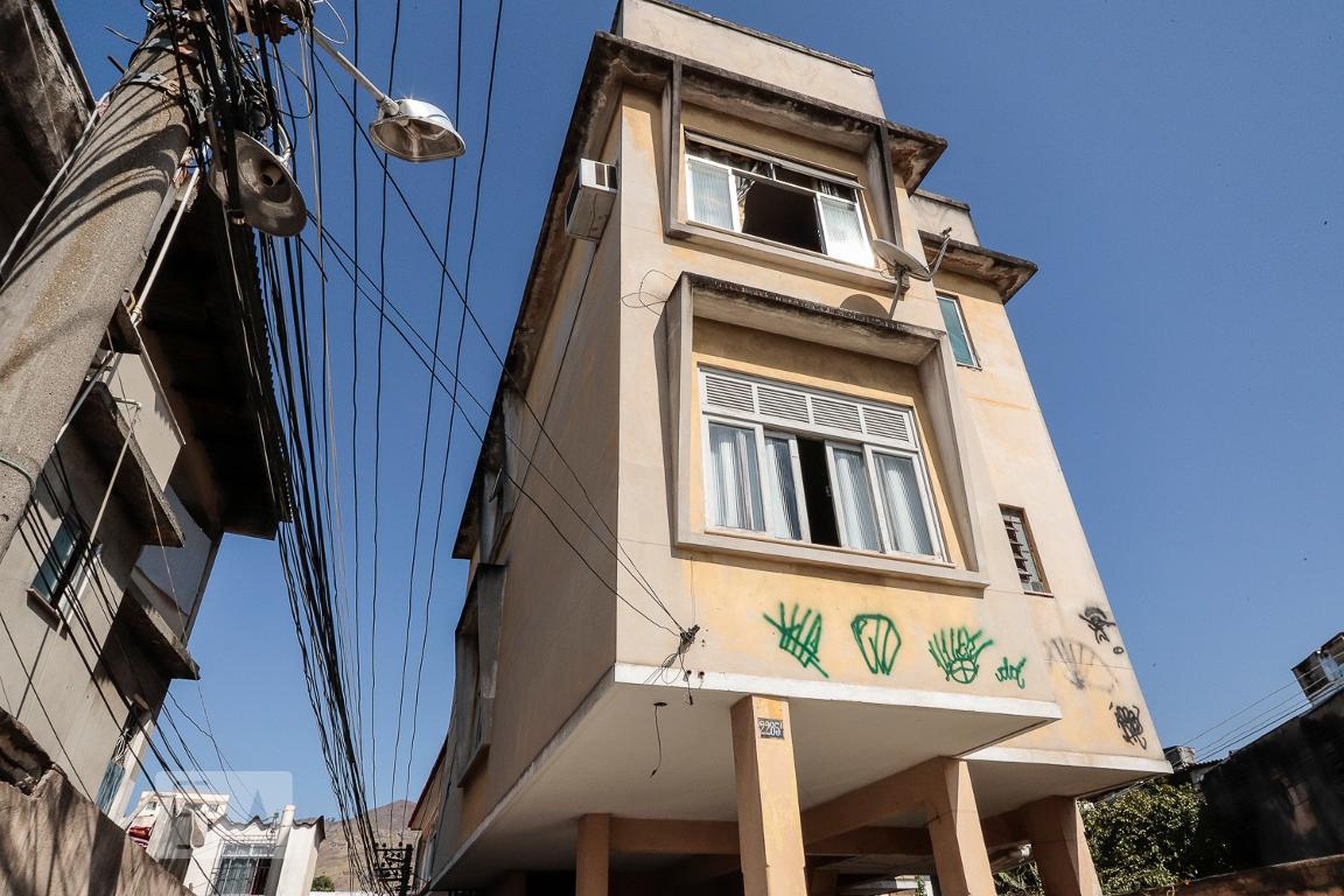 Fachada Condomínio em Avenida Amaro Cavalcanti, 2285