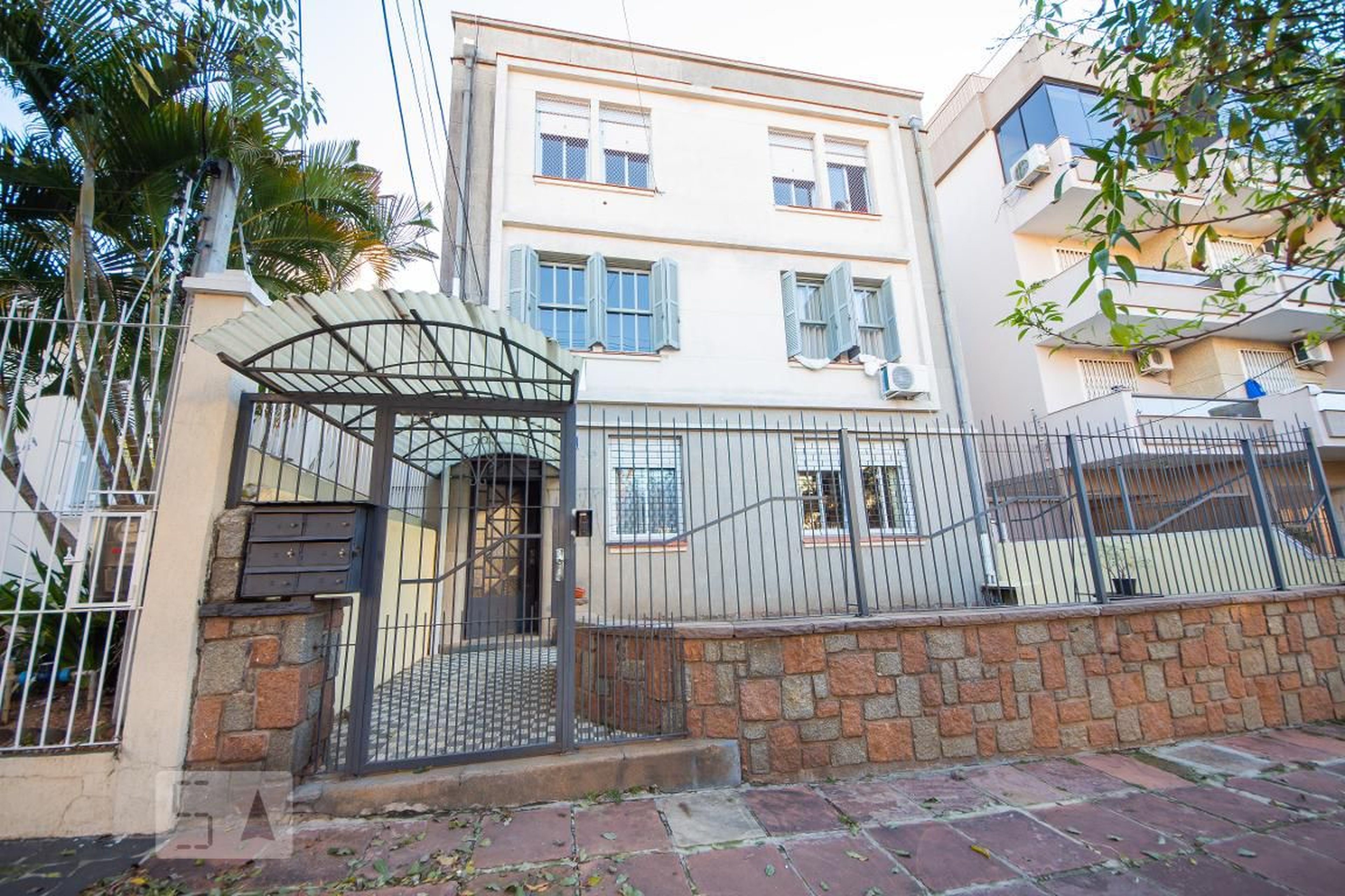 Fachada do Condomínio Edifício Luzitana