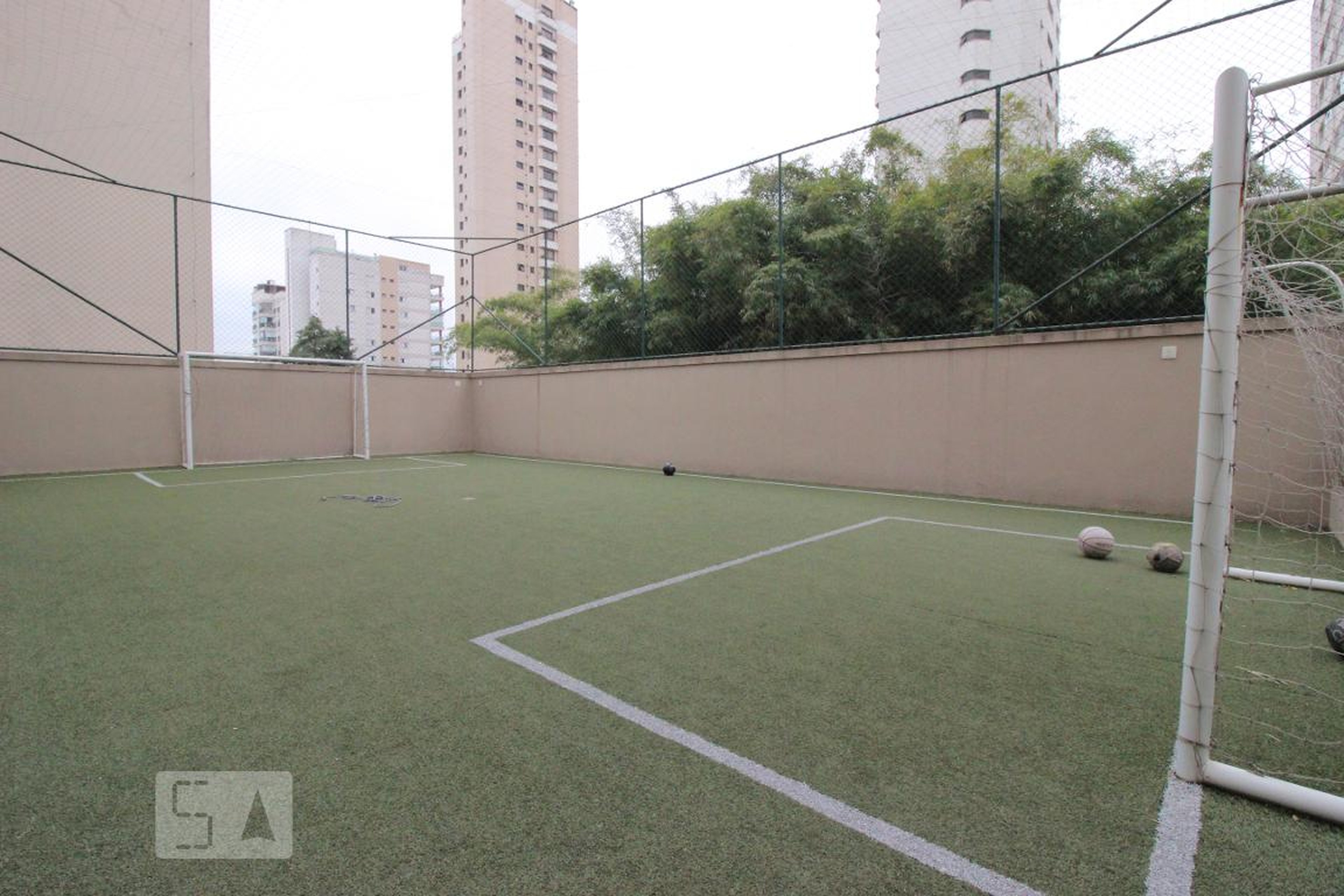 Quadra Esportiva - Maison Delduque