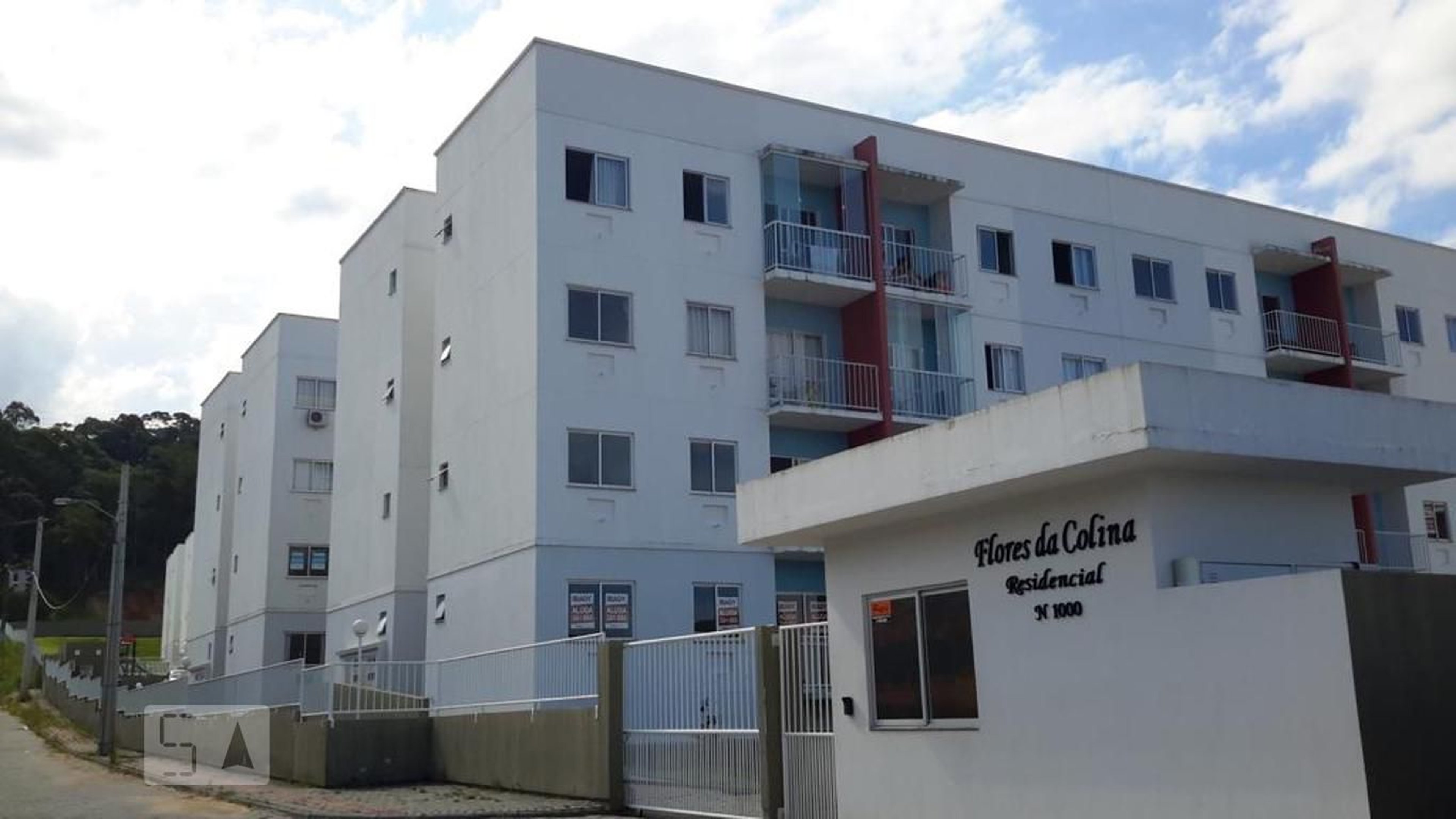 Fachada do Condomínio Residencial Flores da Colina