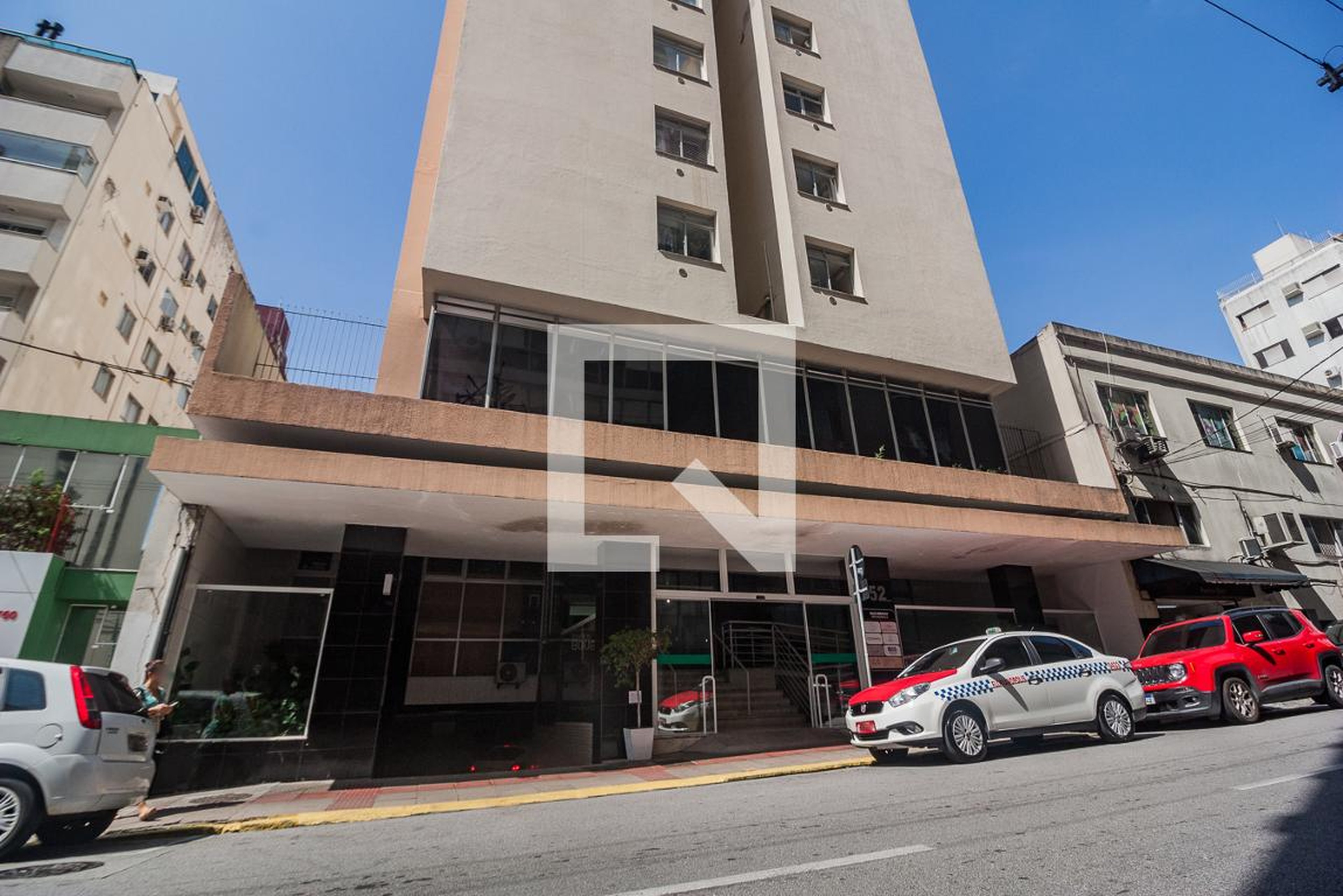 Fachada Edifício Bougainvillea
