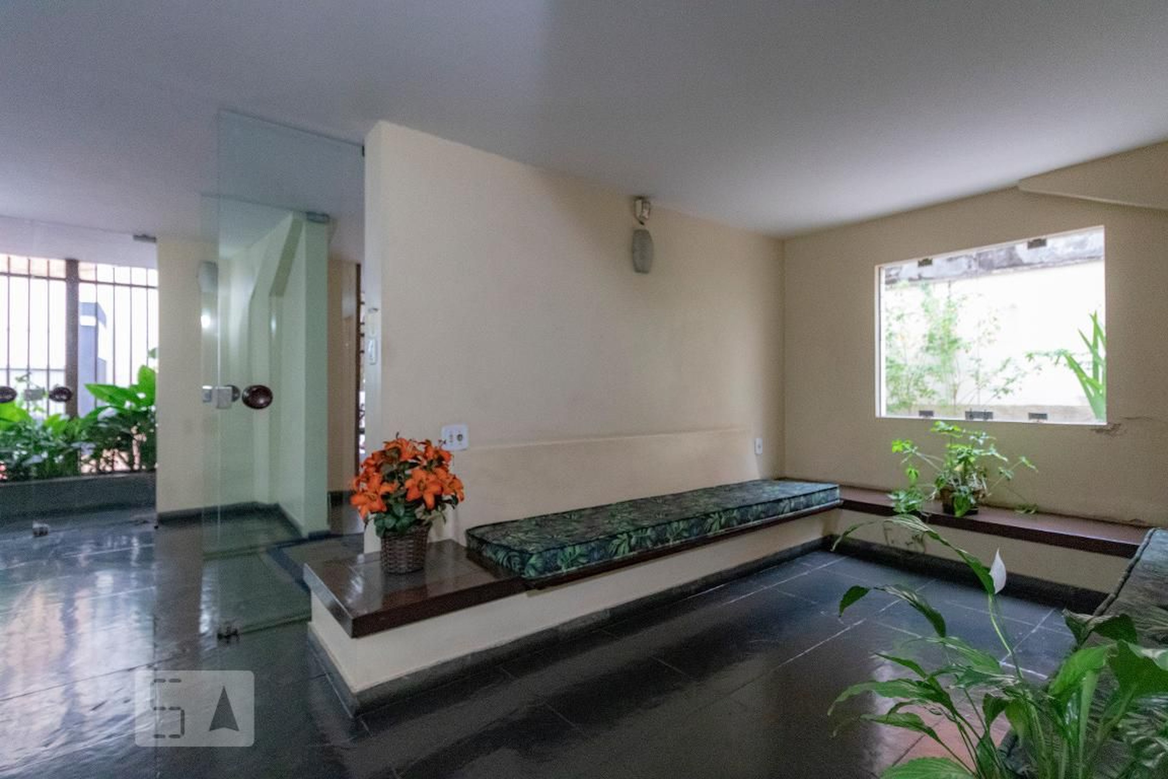 Hall de Entrada - Senhora do Carmo