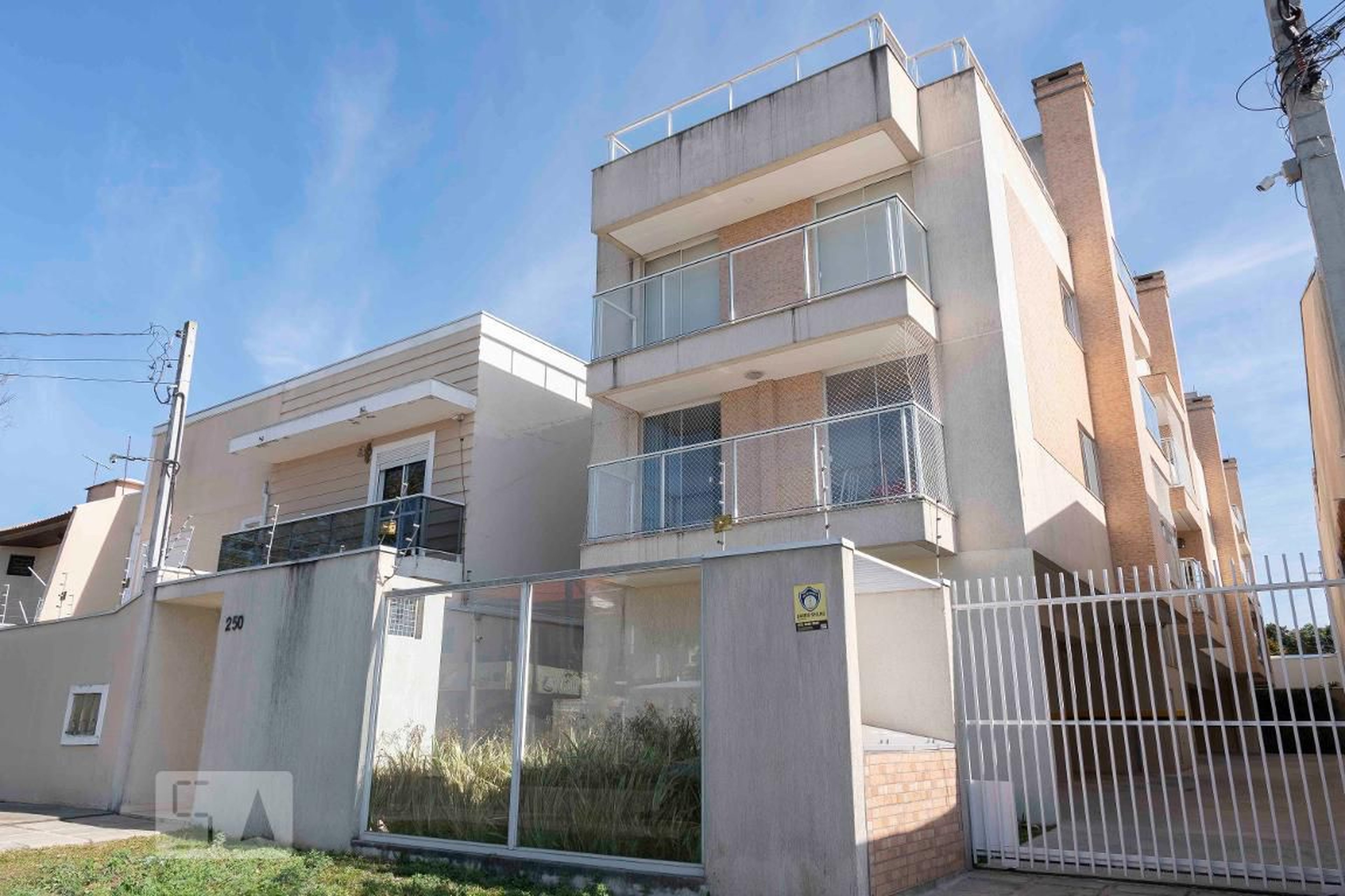 Fachada Residencial Maria Valente