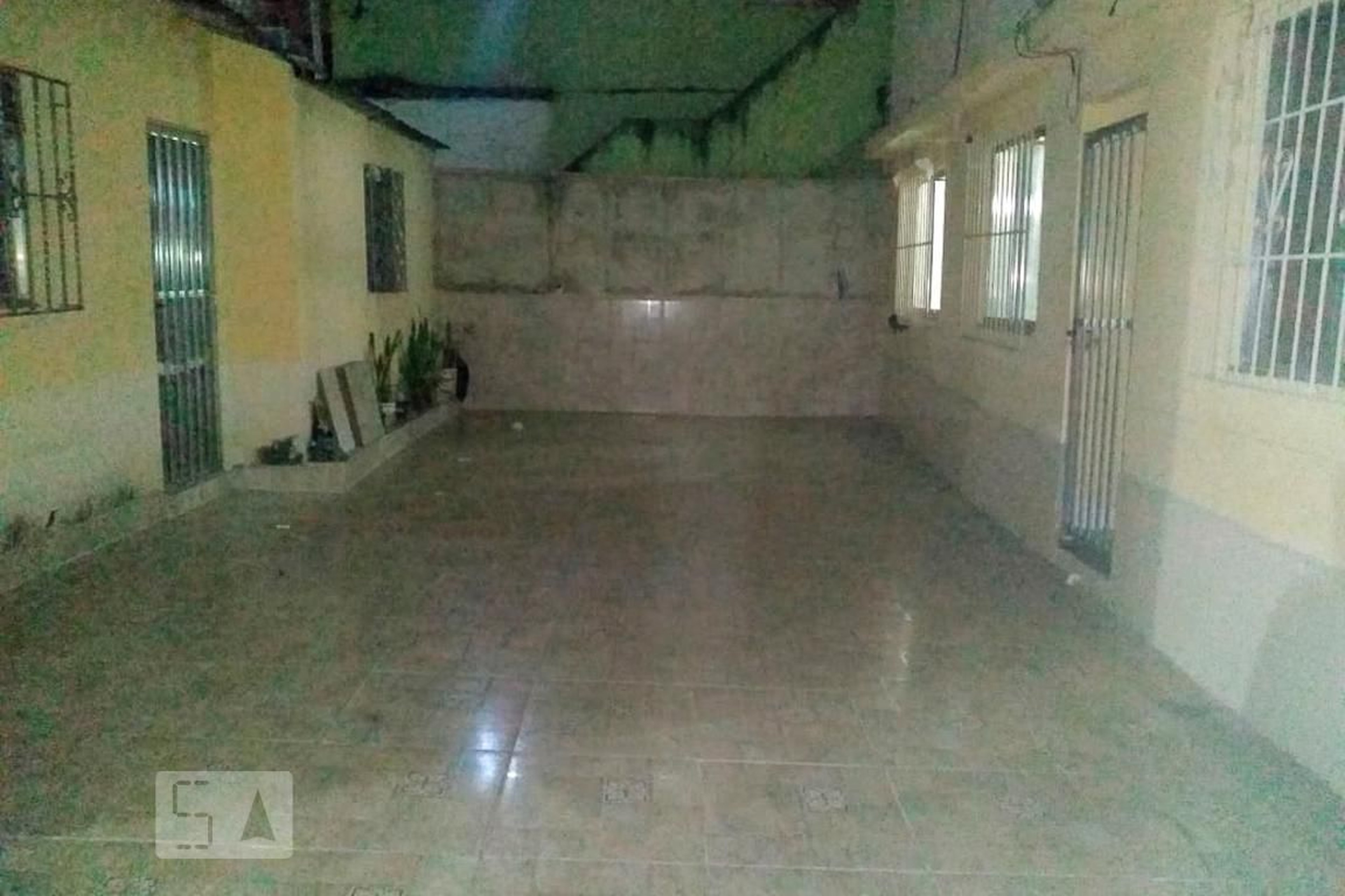 Fachada Condomínio Arvoredo, 70