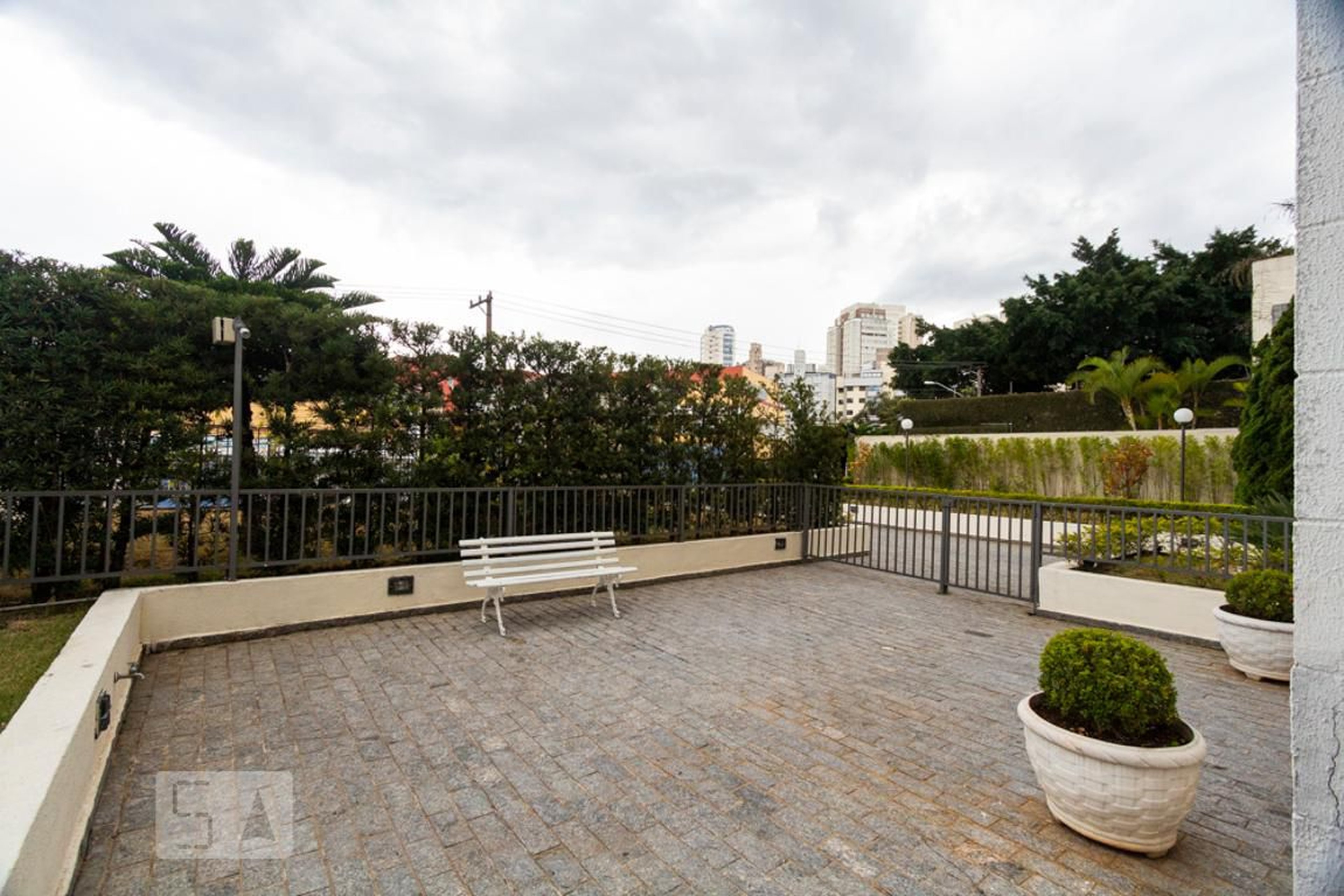 Área Externa - Maison de Villeneuve