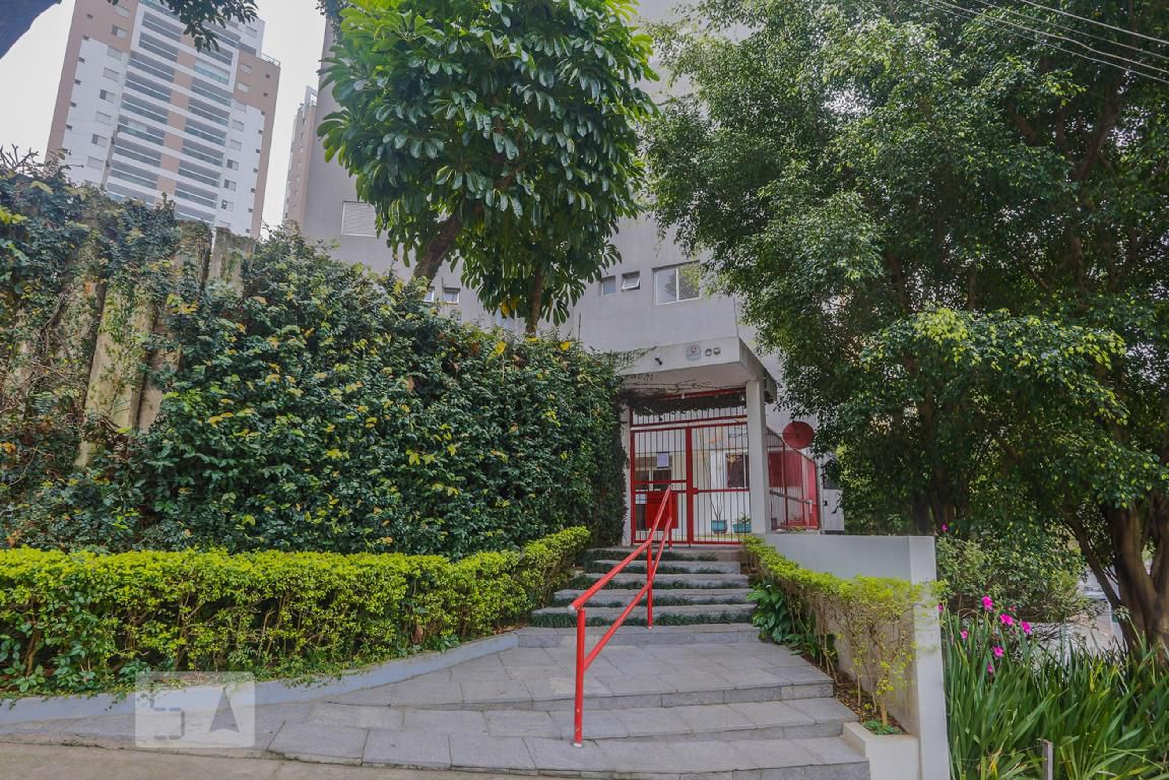 Entrada do Predio - Edifício Luca