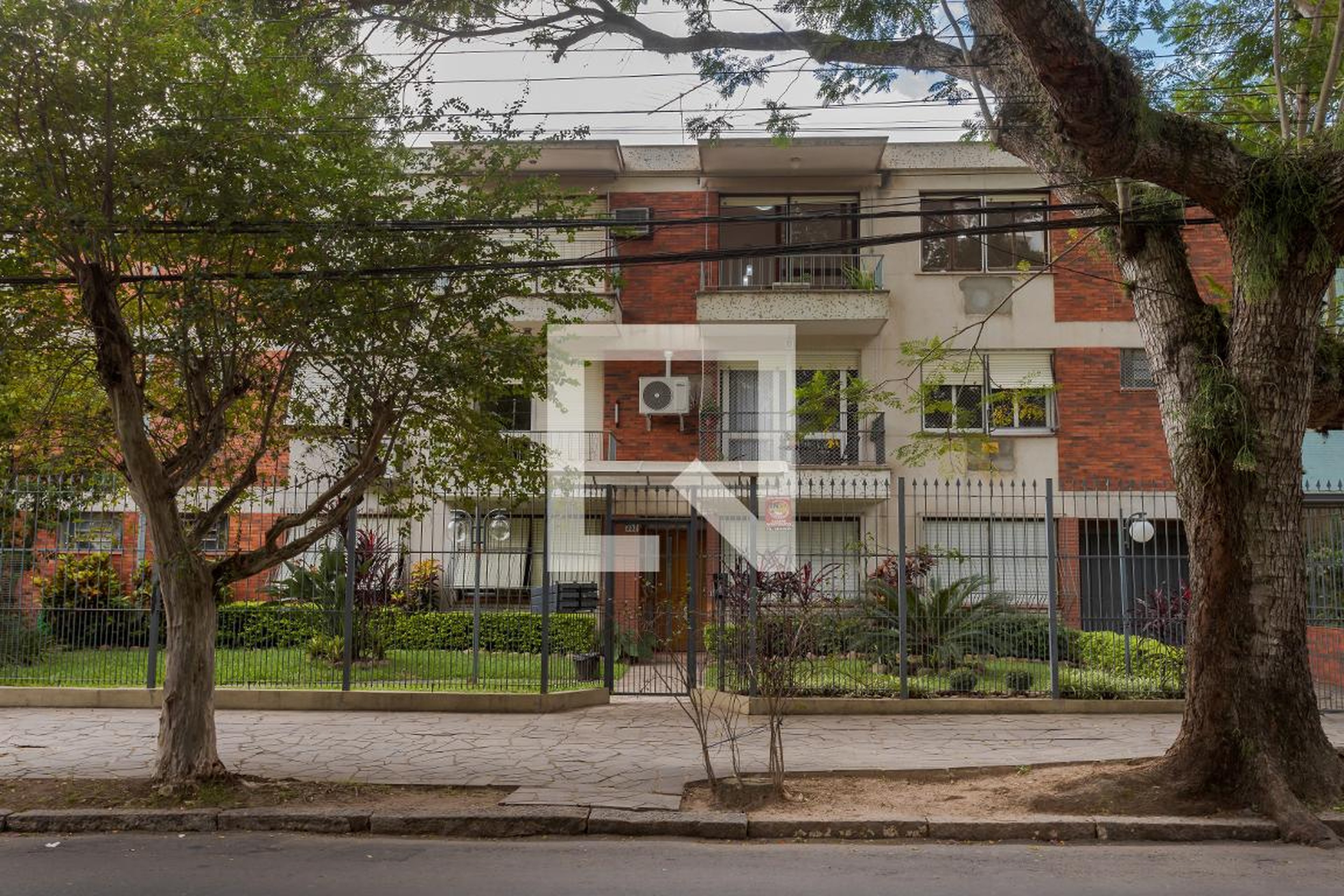 Fachada Condomínio em Avenida Panamericana, 357