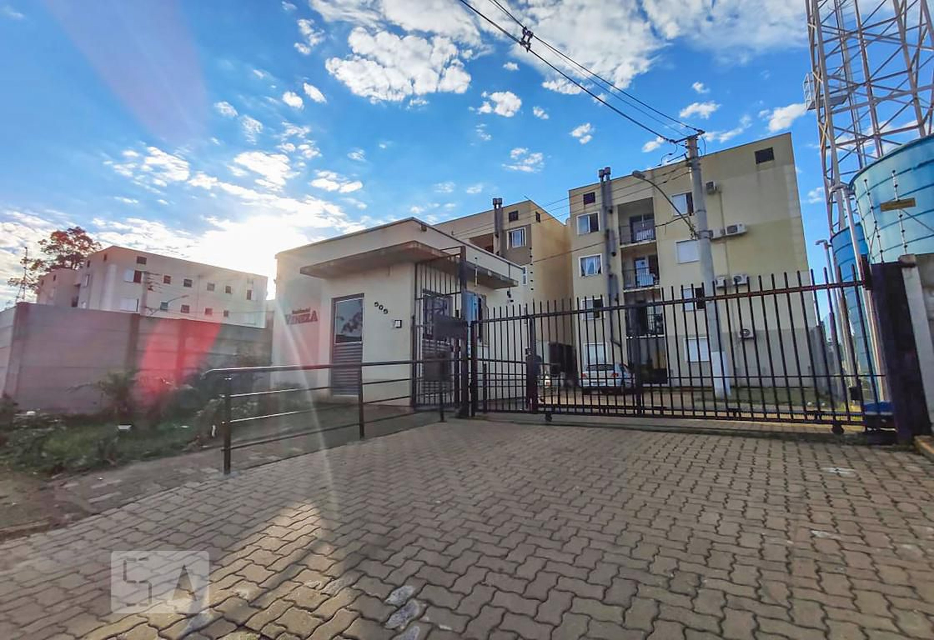 Fachada do Condomínio Condomínio em Rua Heitor Vila Lobos, 22