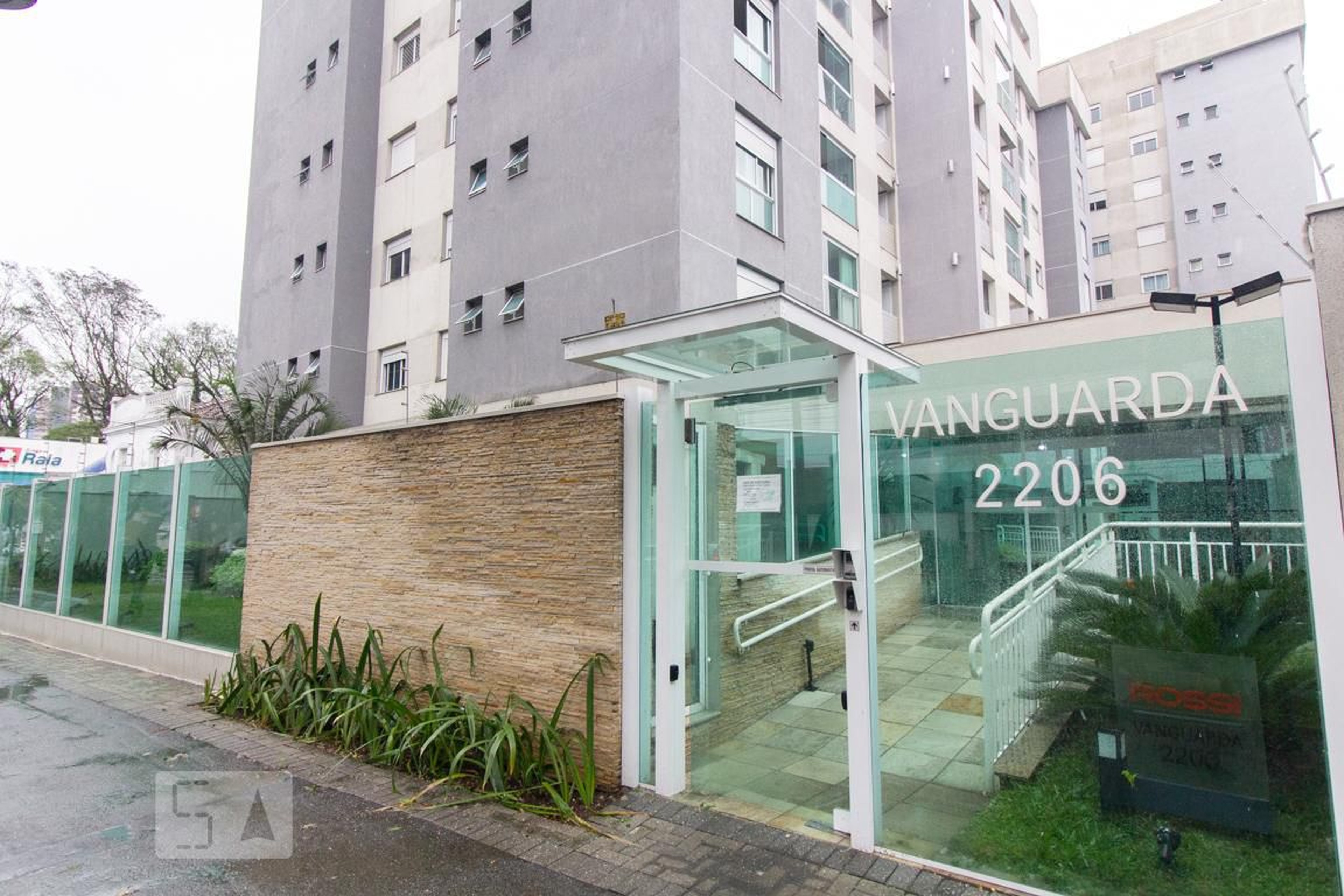 Fachada do Condomínio Condomínio Rossi Vanguarda