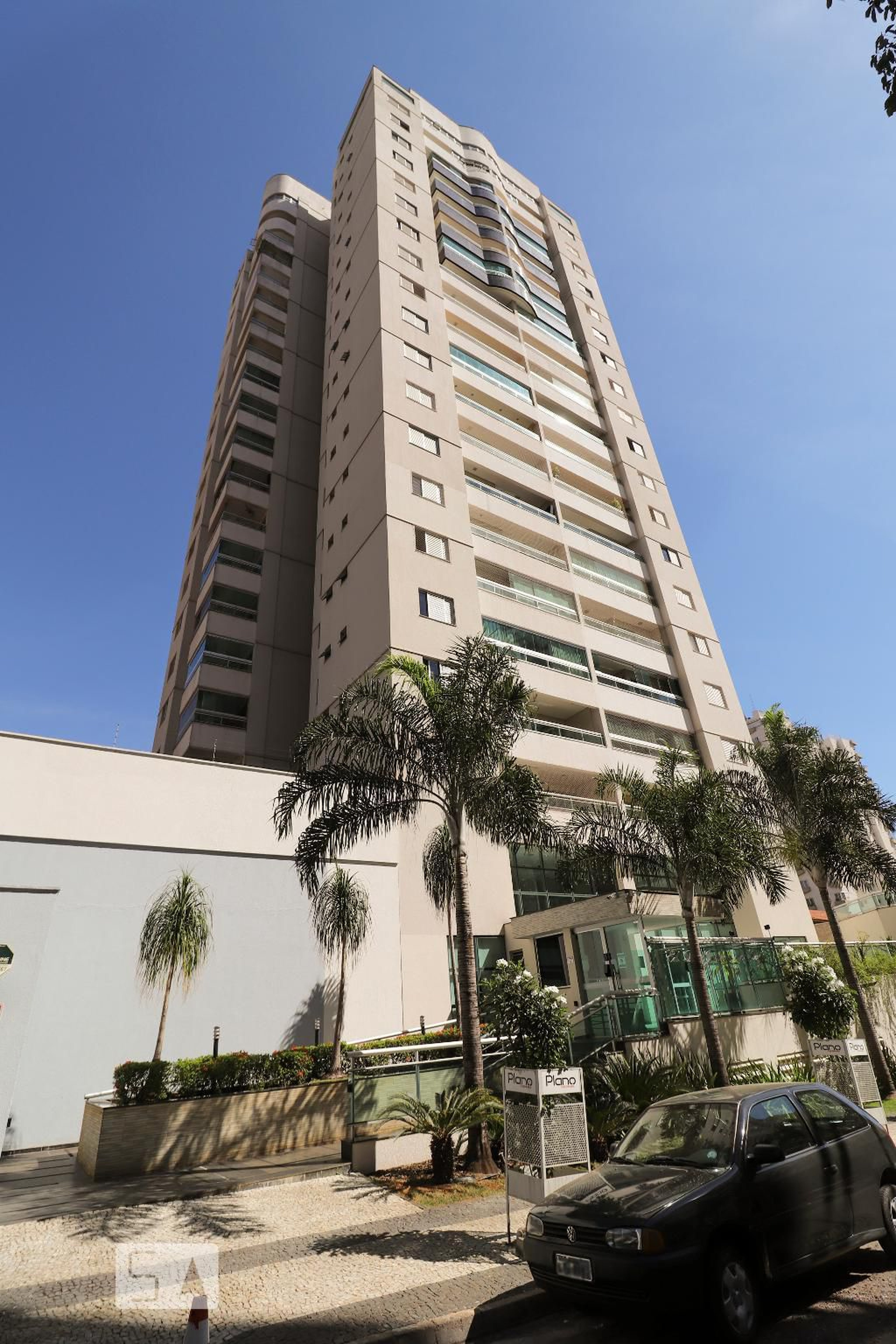 Fachada Condomínio Jardins do Lago