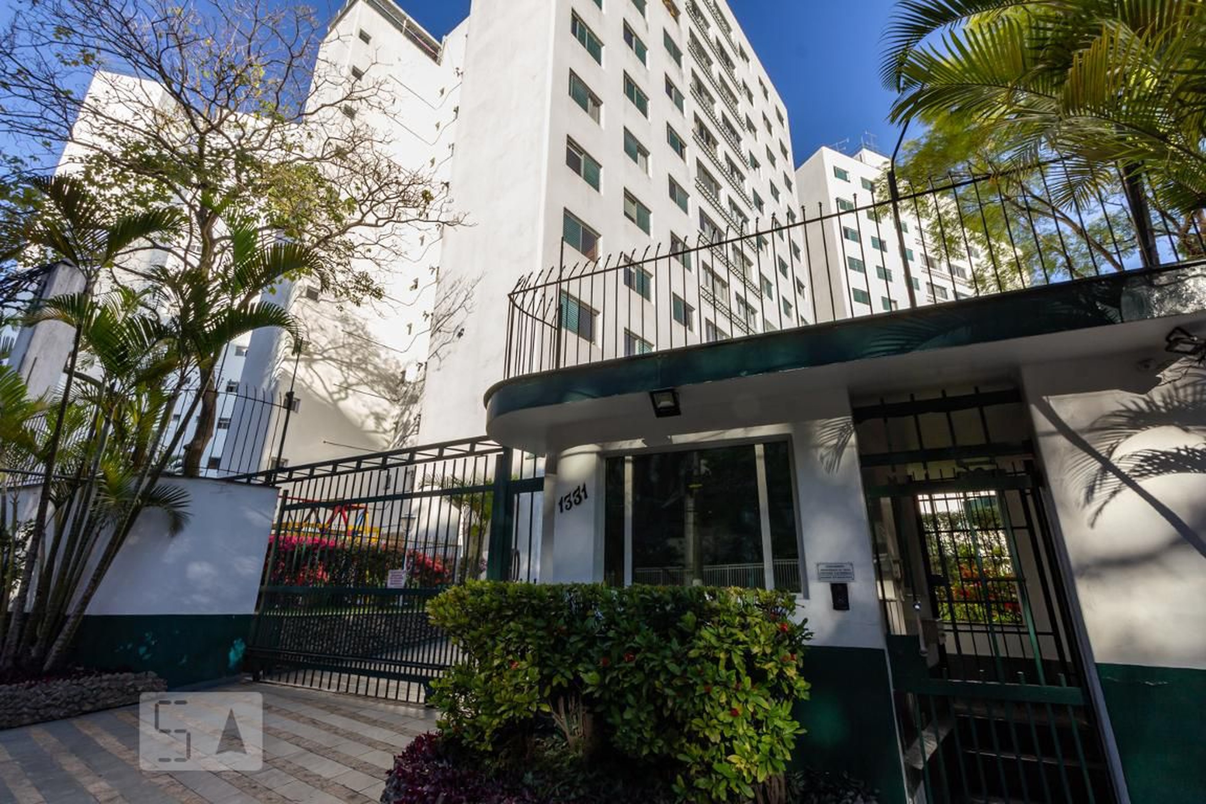 Fachada Edifício Paul Gauguim e Cezanne