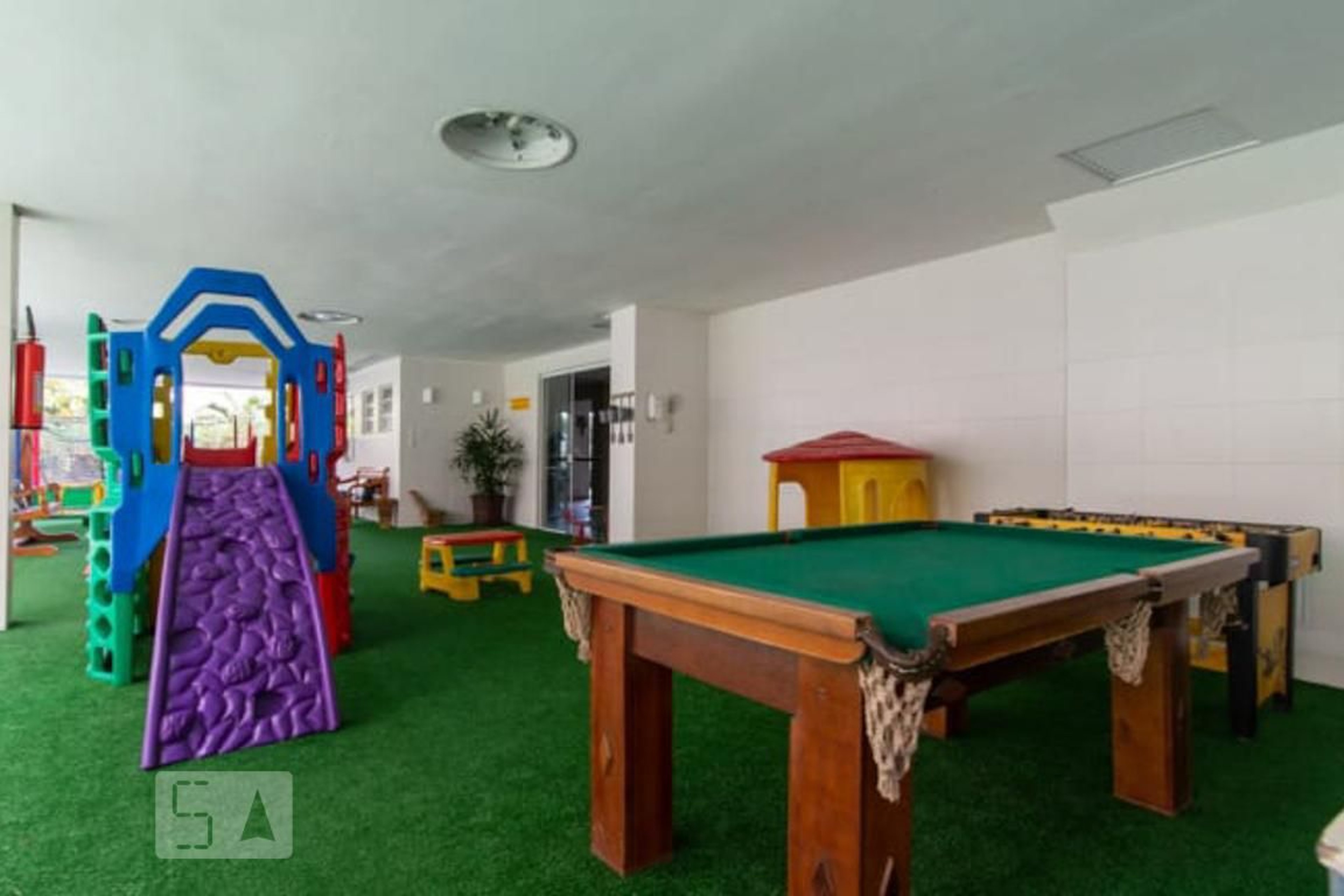 Playground - Edifício Toulon