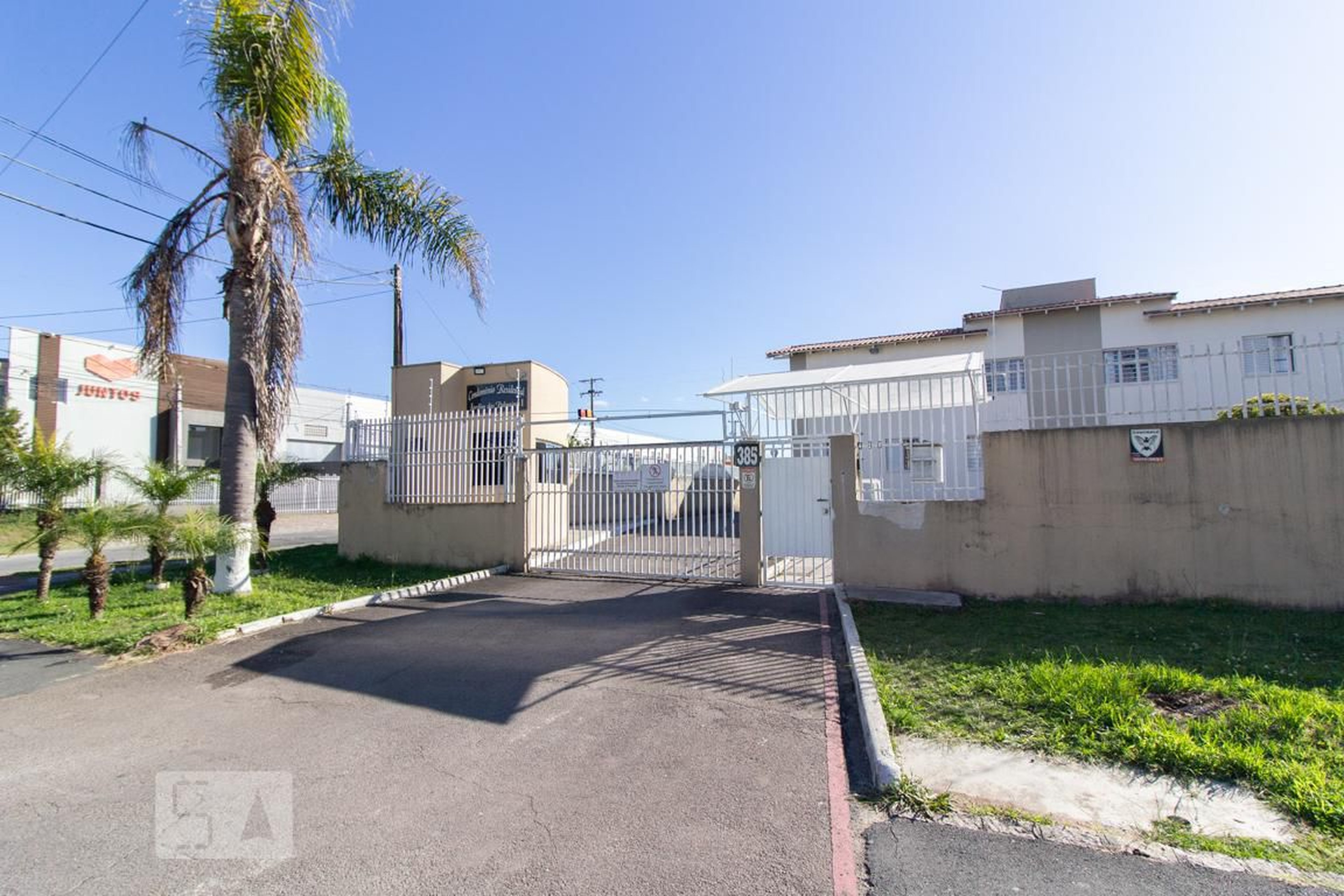 Fachada Condomínio Jardim das Palmeiras I