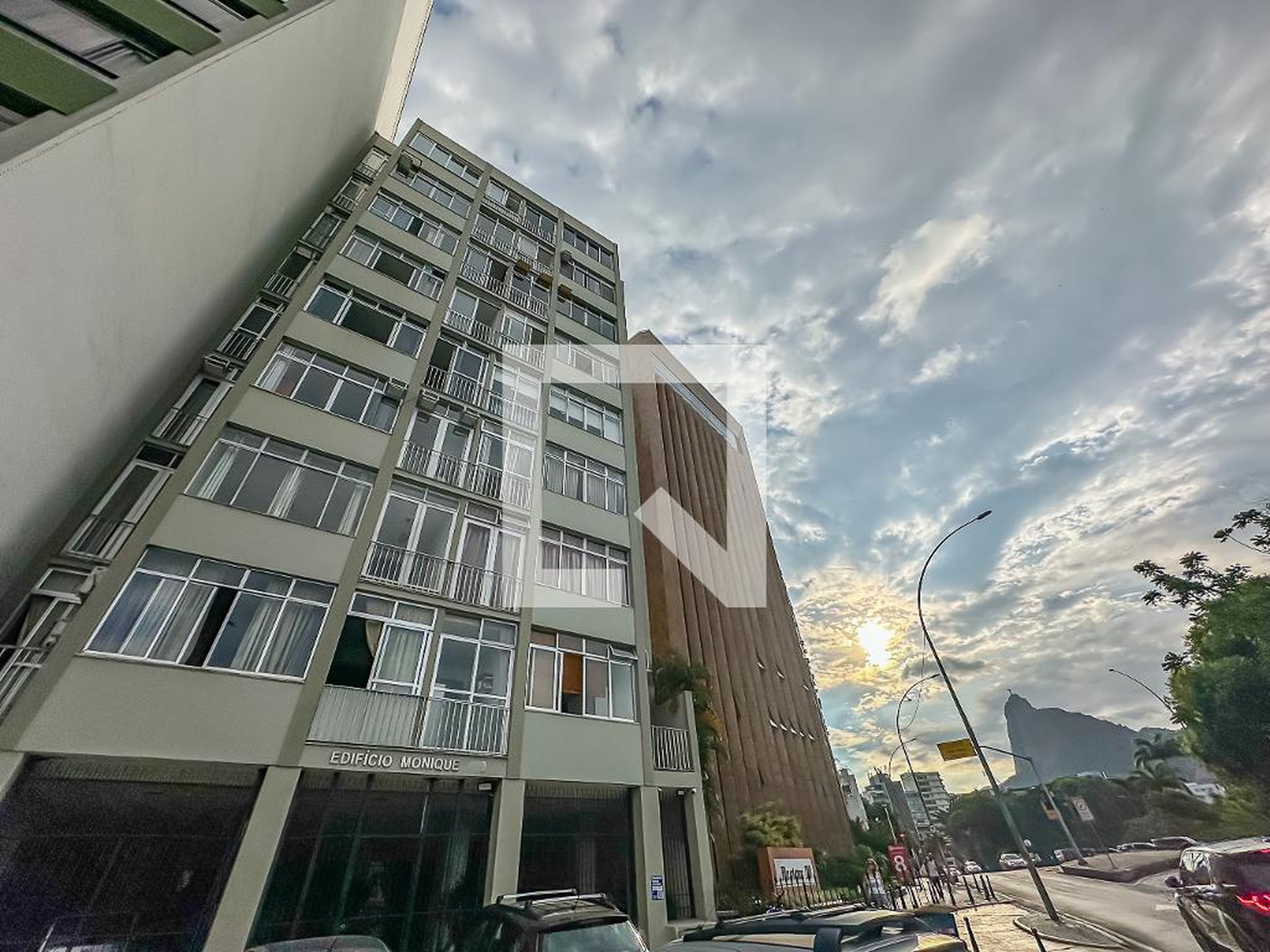 Fachada Edifício Monique