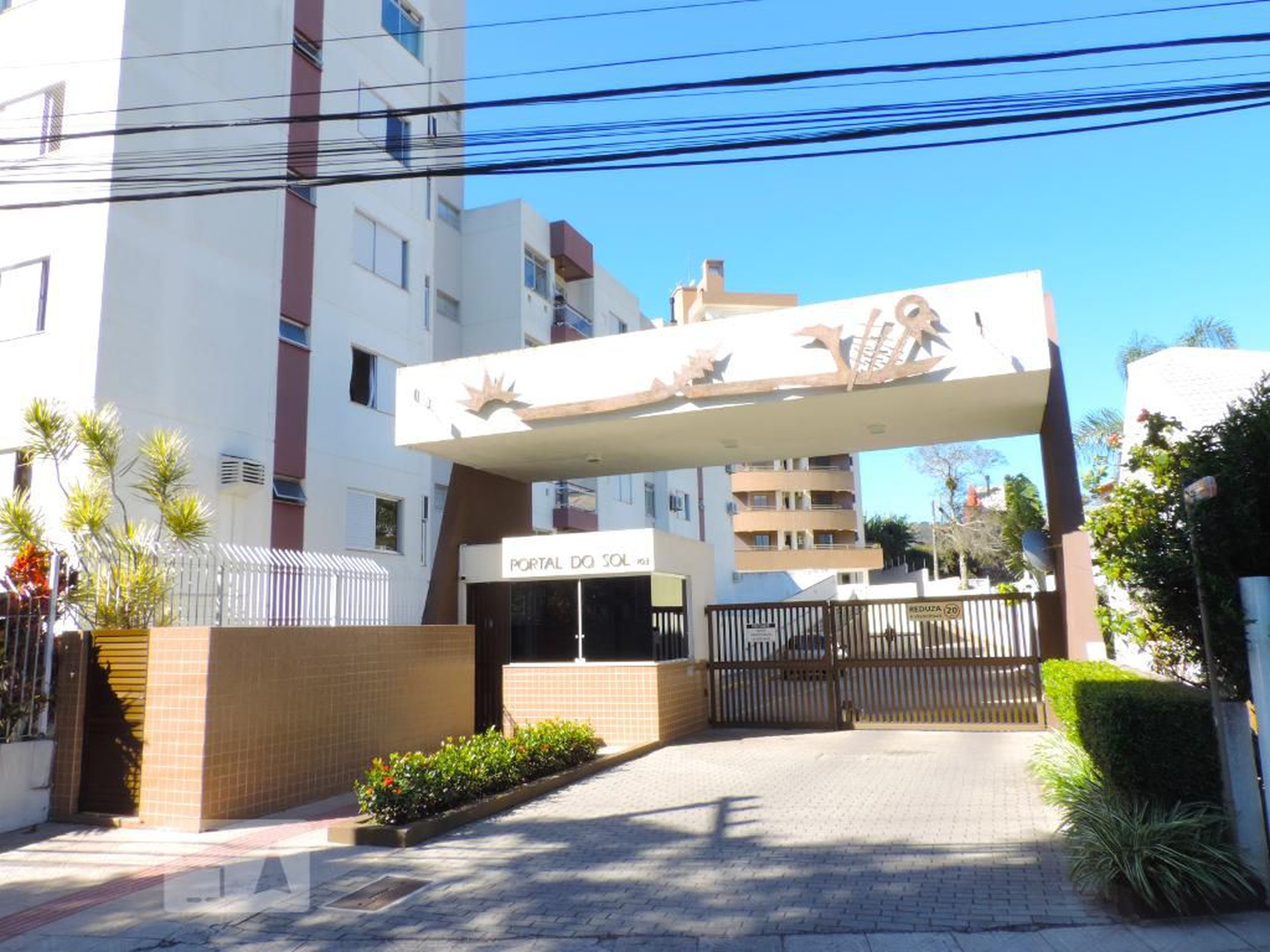 Fachada Condomínio Portal do Sol