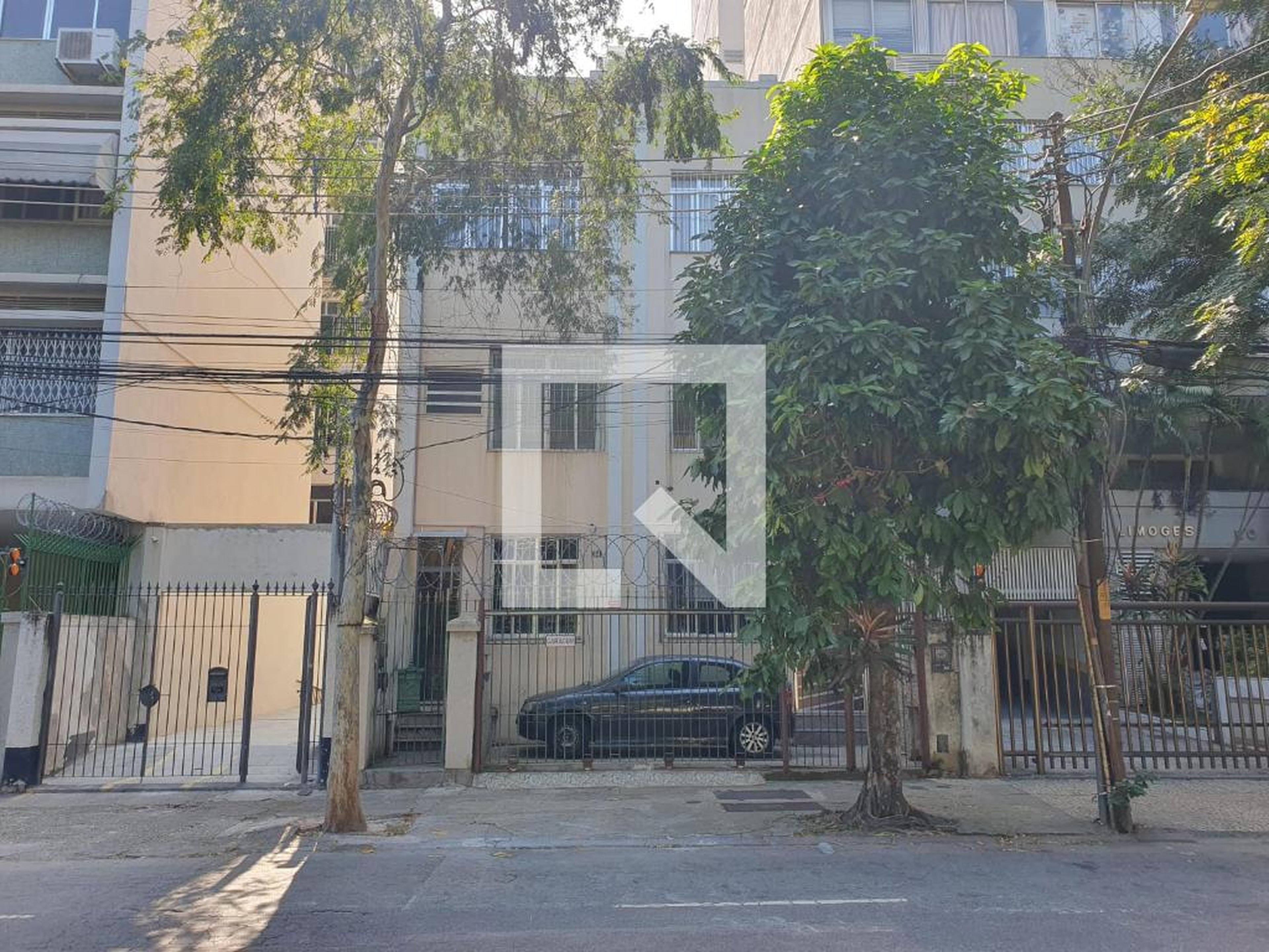 Fachada Condomínio em Rua Campos Sales, 84