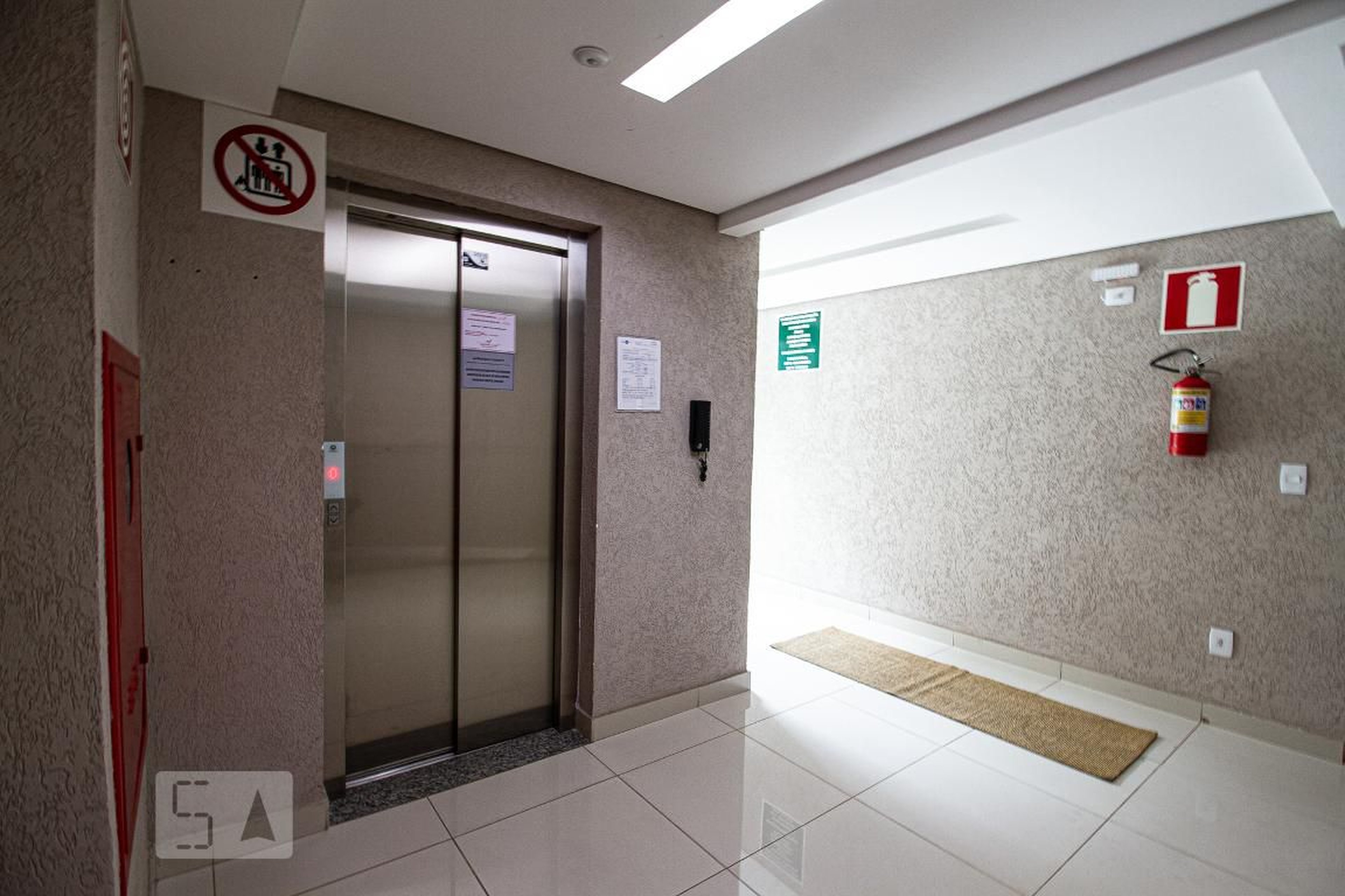 Hall - Ed. Residencial Carolina Savini