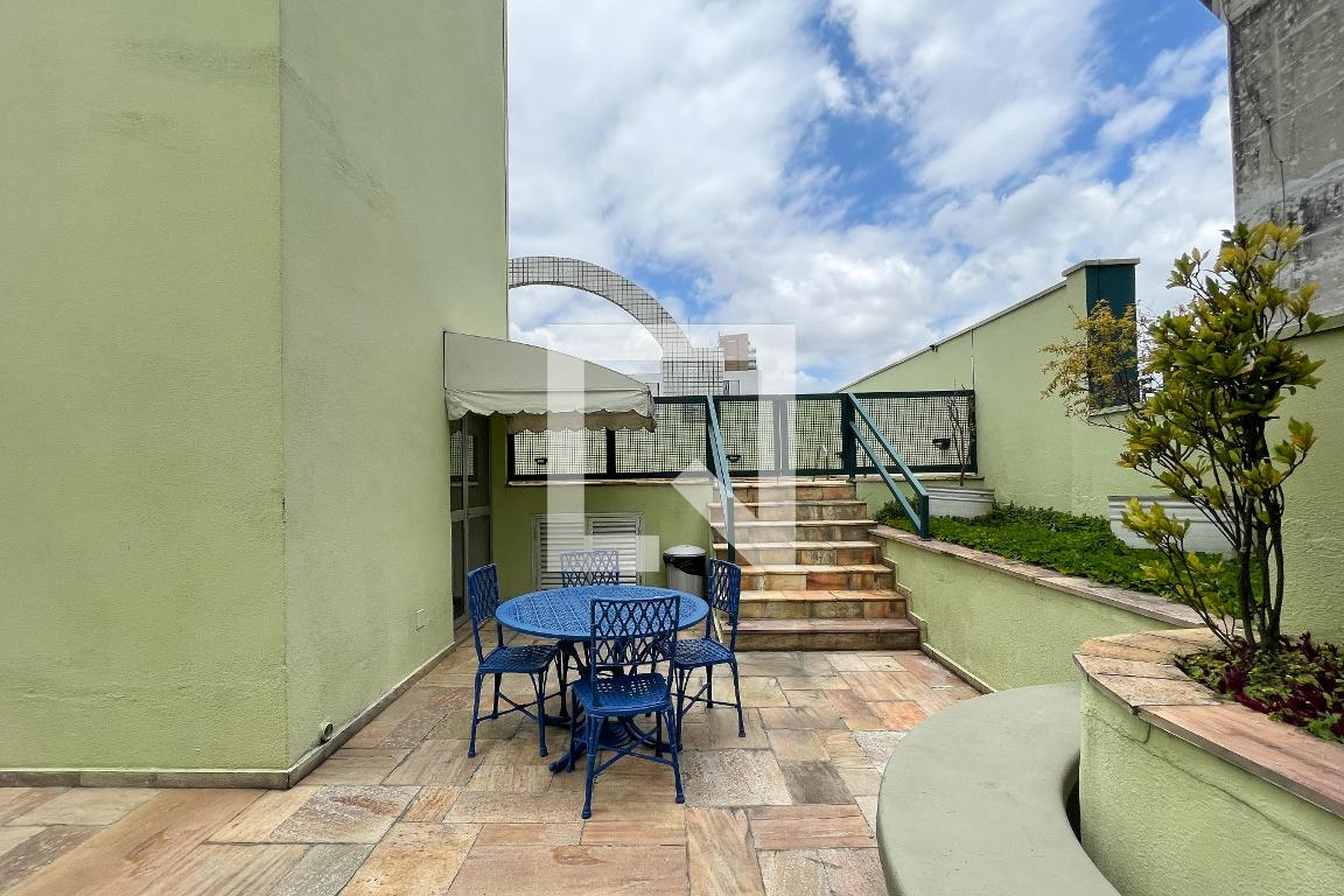 Área da piscina - Edifício Soft Apartments