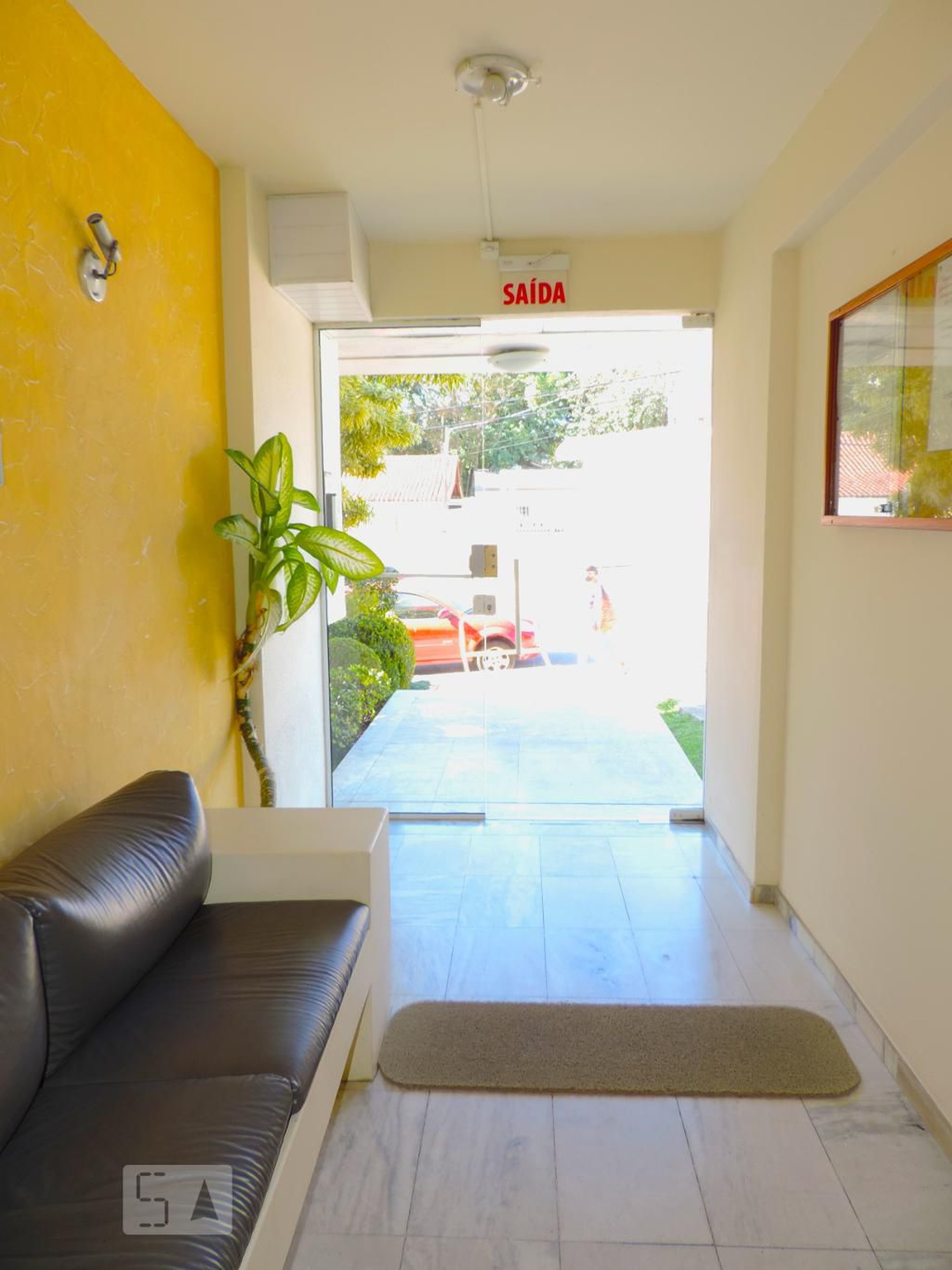 Hall de Entrada - Castellane