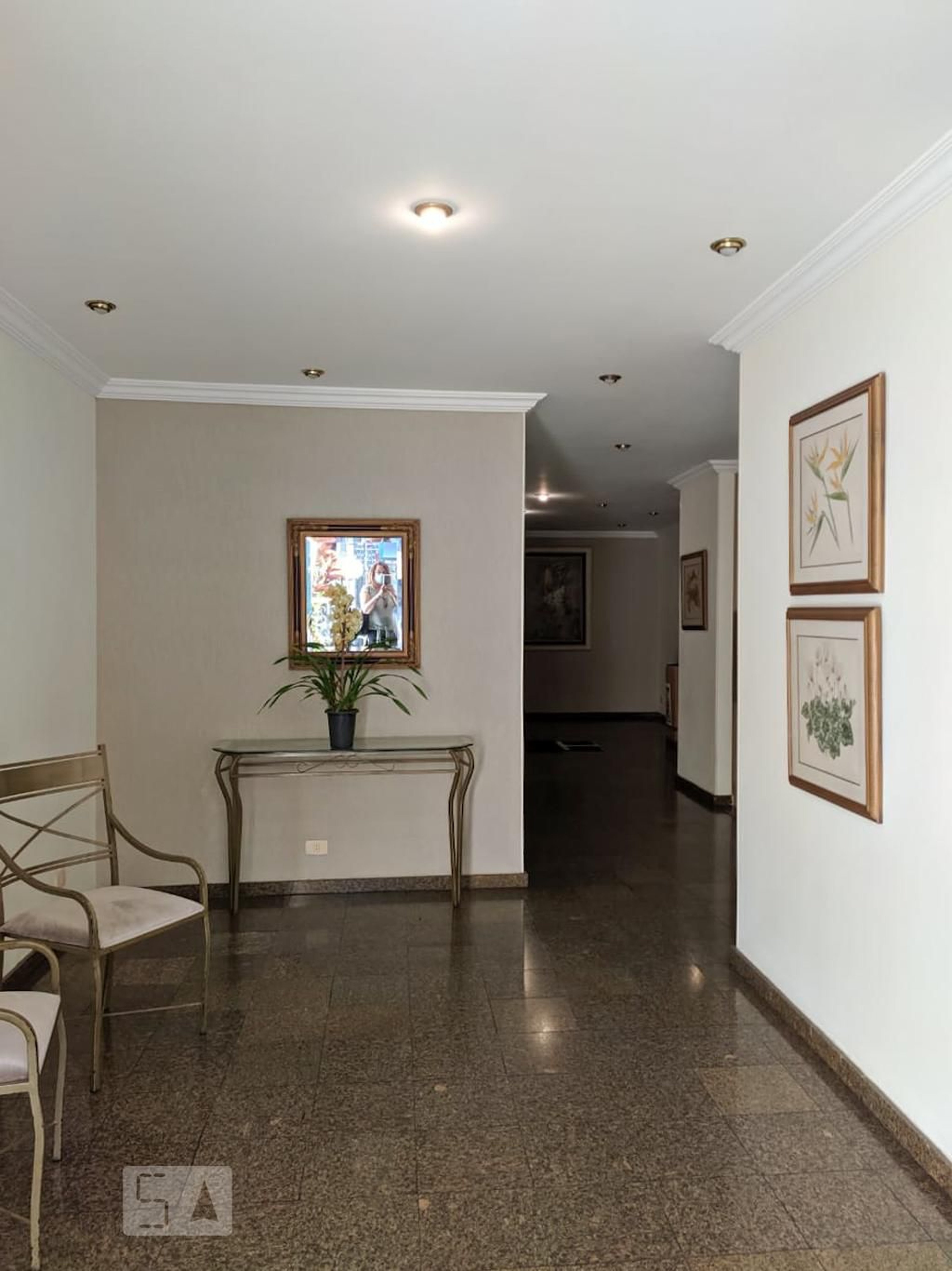 Hall social - Status III