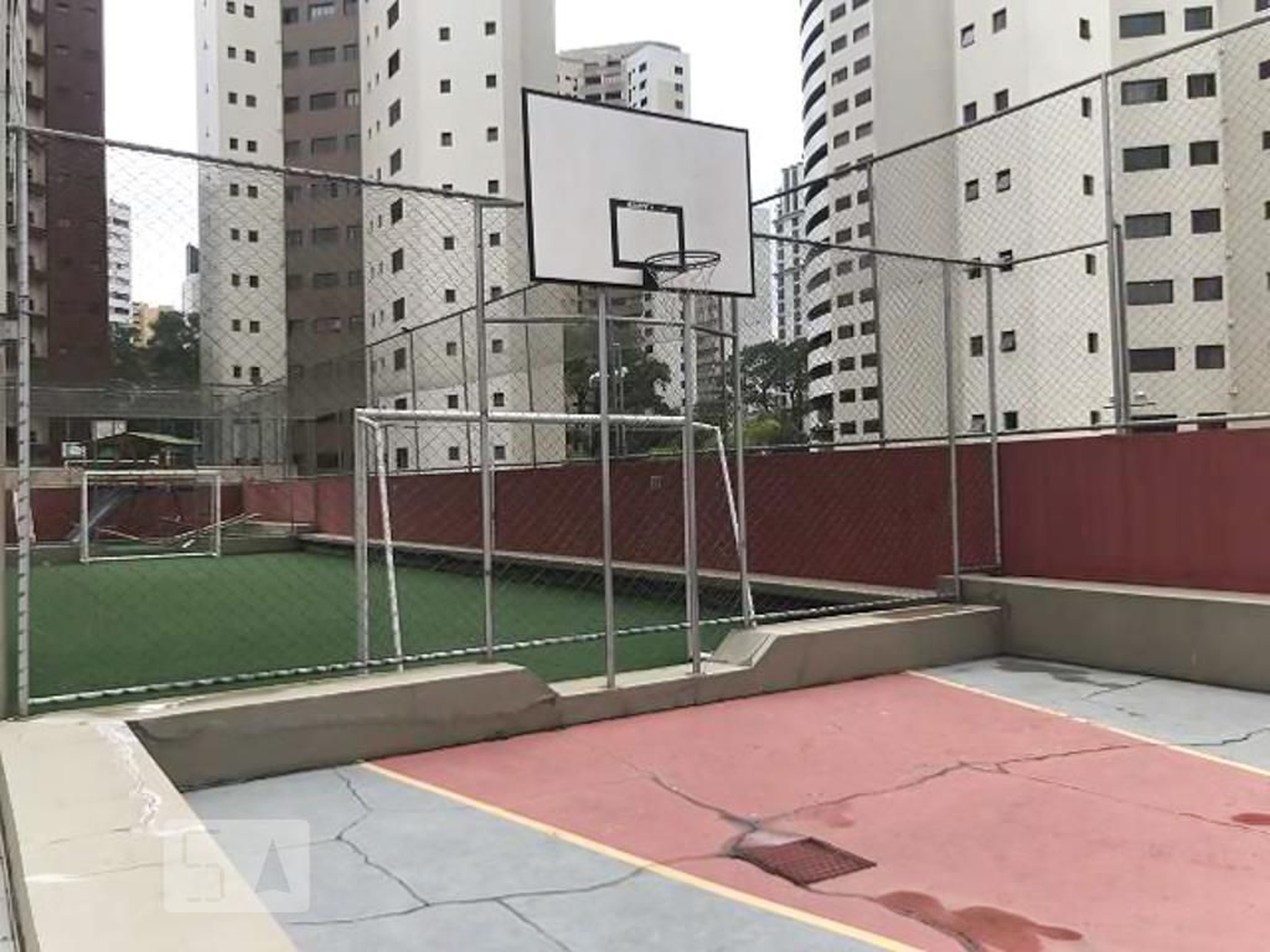 Quadra Esportiva - Edi.Jardin Castro Alves