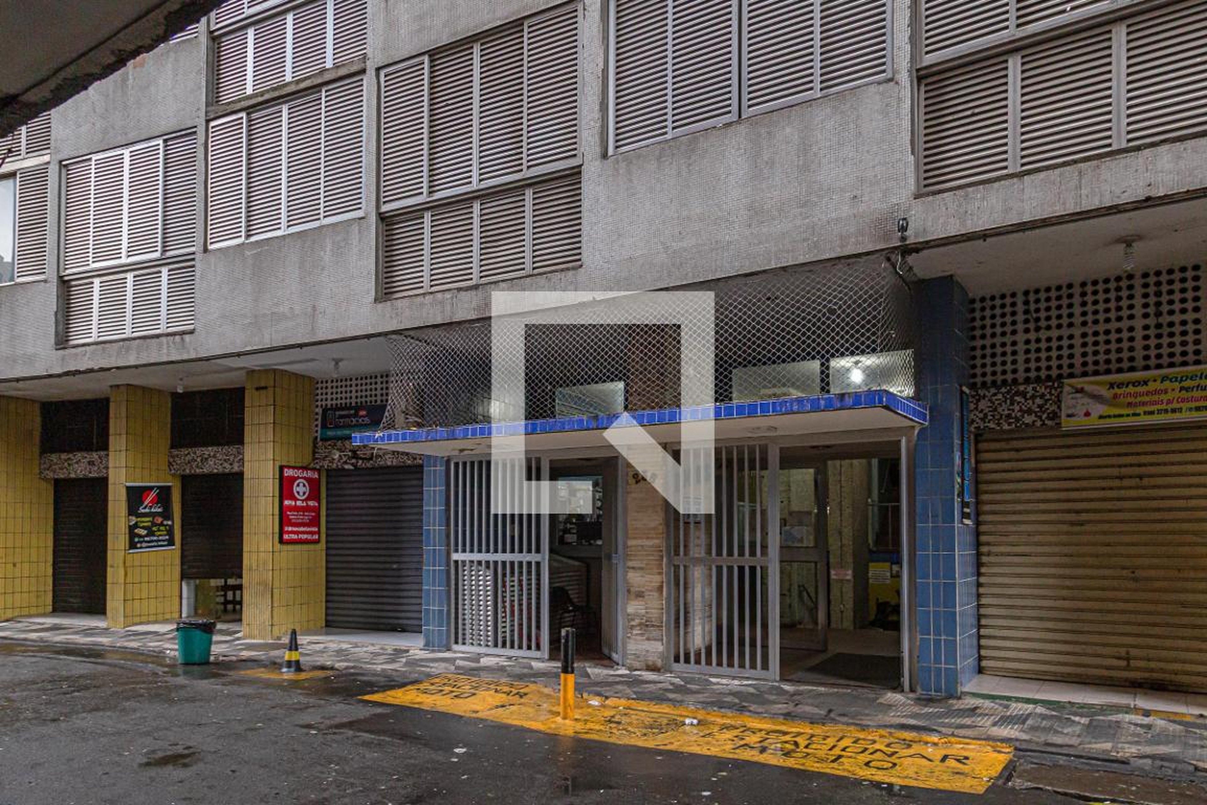 Fachada do Condomínio Edifício 14 Bis