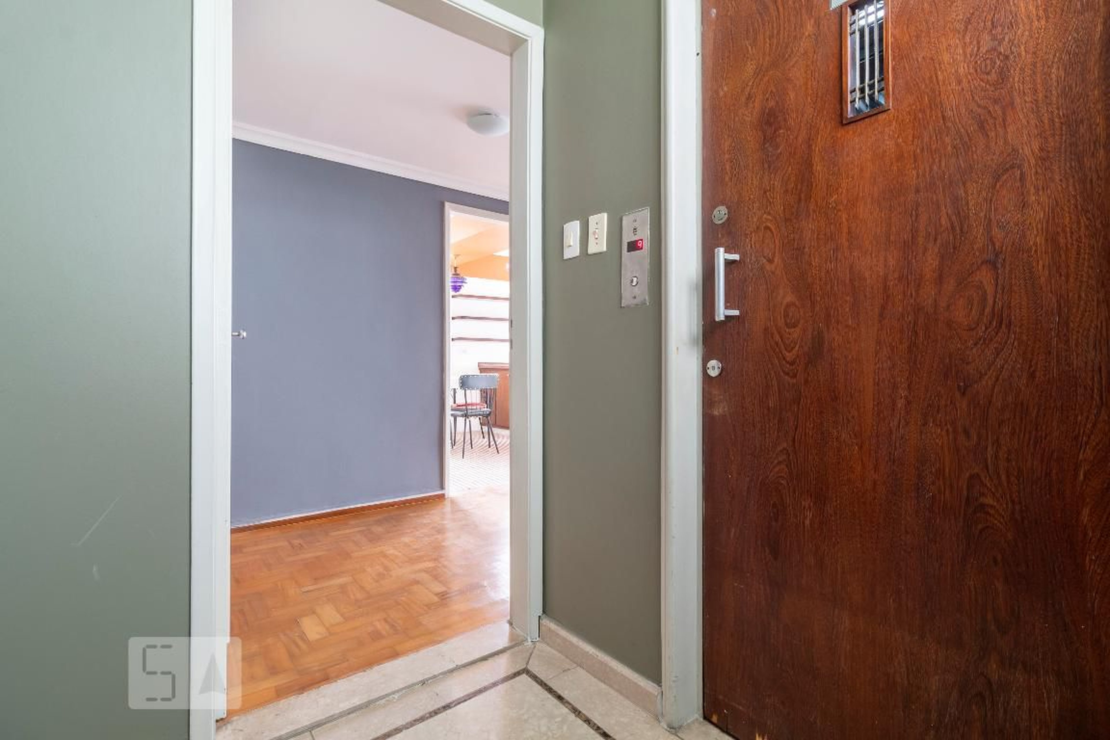 Hall social Condomínio Rodolfo Miranda