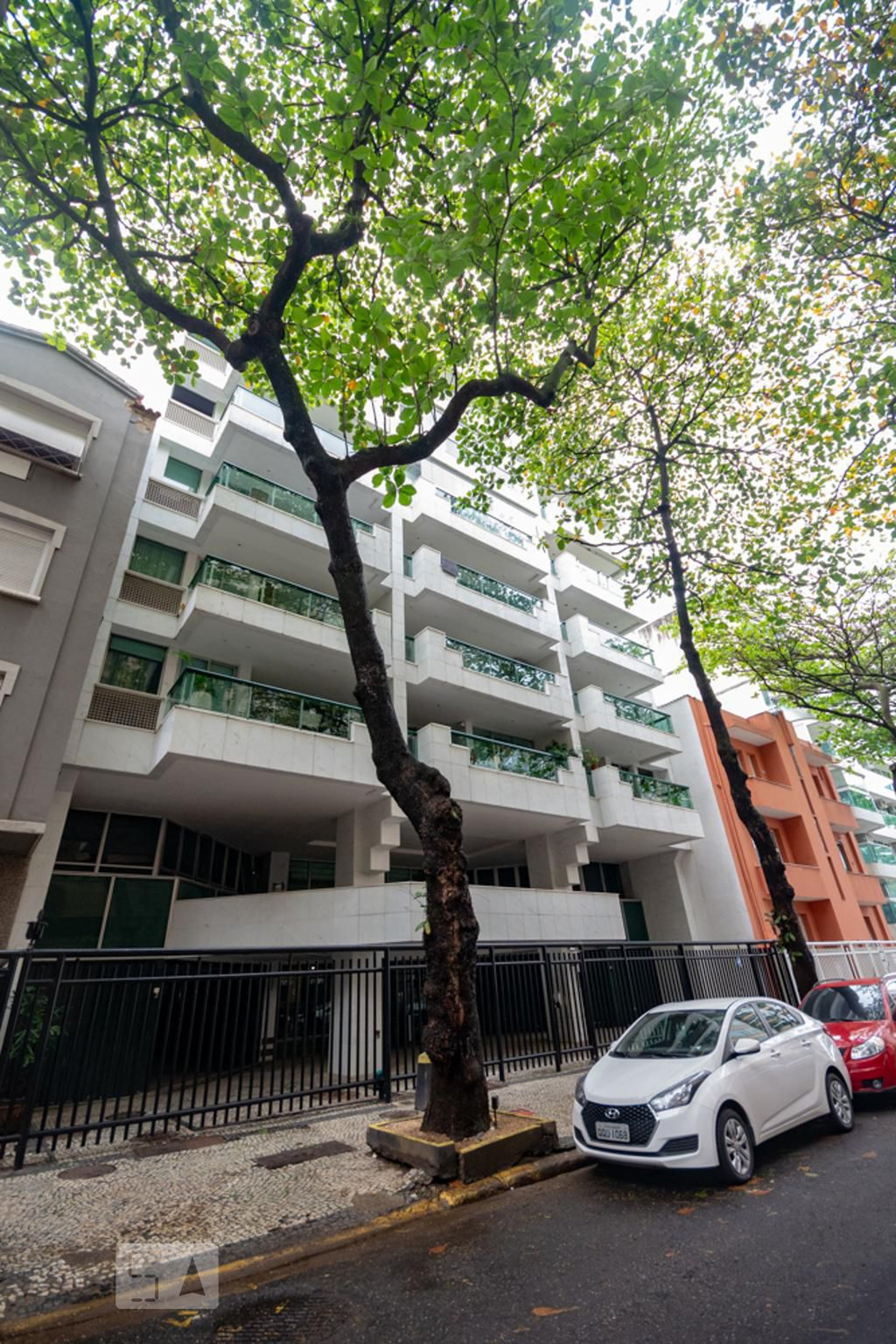 Fachada Edificio Guilhermina Butler Service ? Rua Rainha