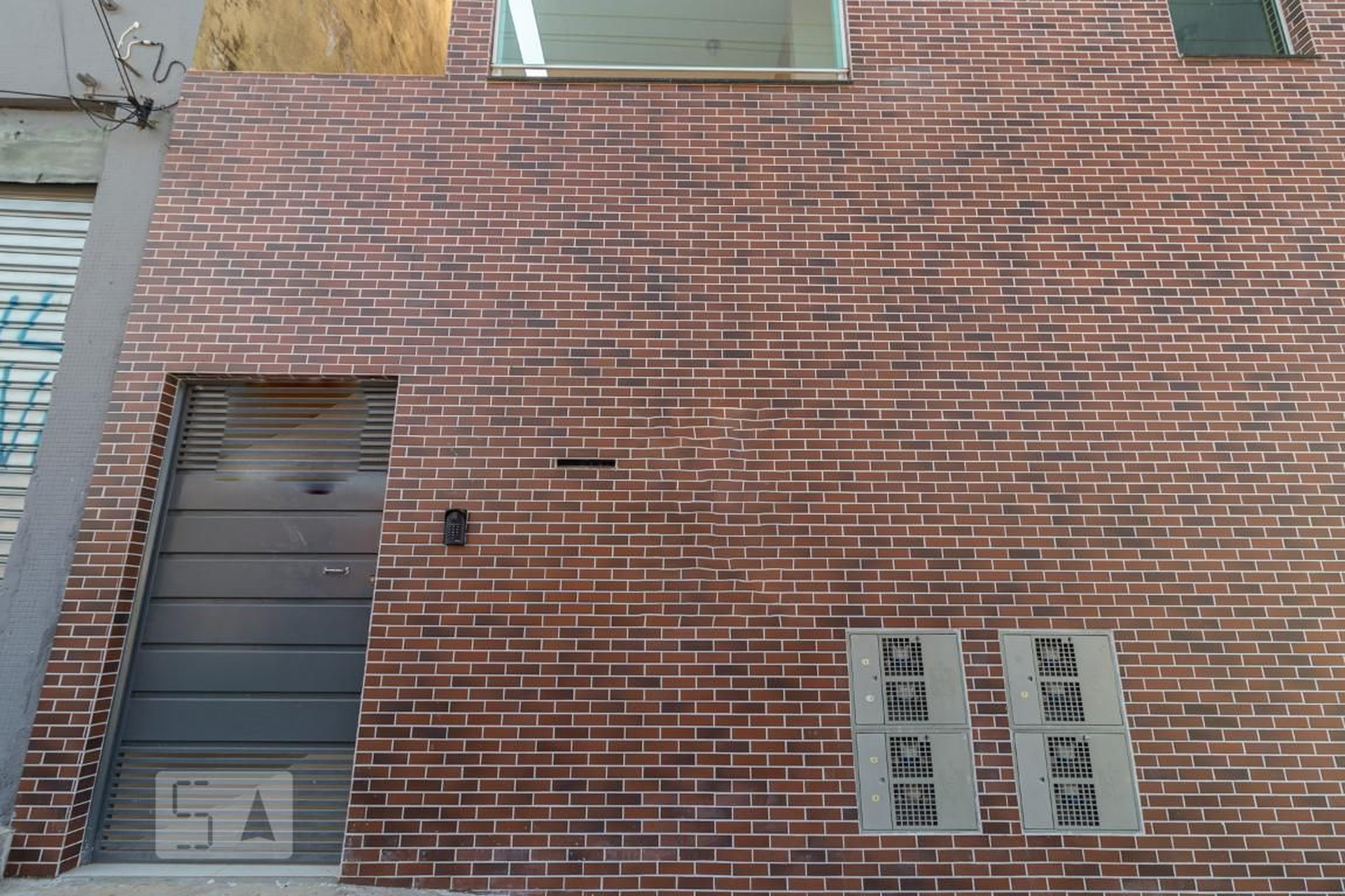 Fachada do Condomínio Condomínio em Rua Taperaçu, 39