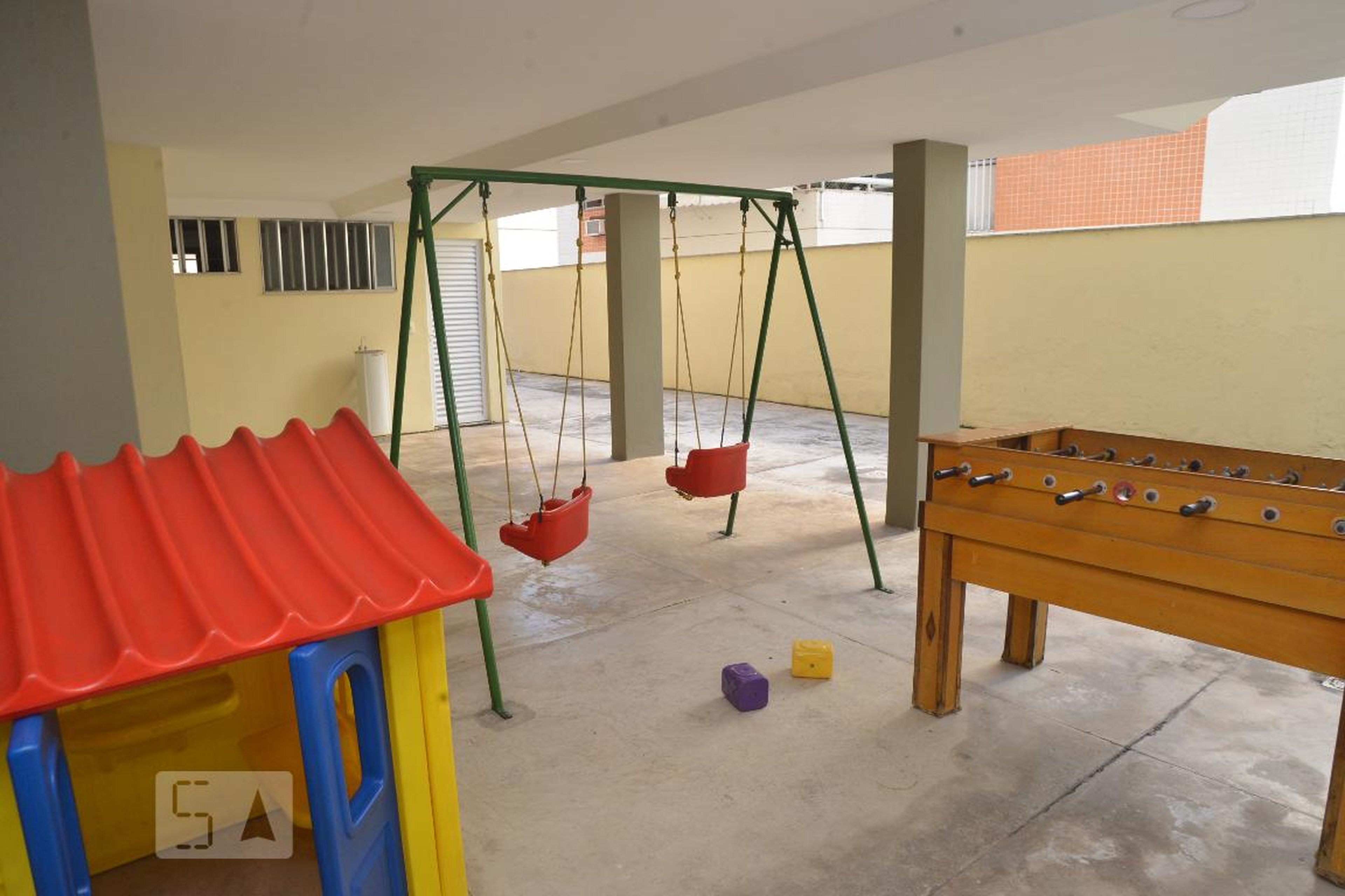 Playground - Marselle de Saint Henri