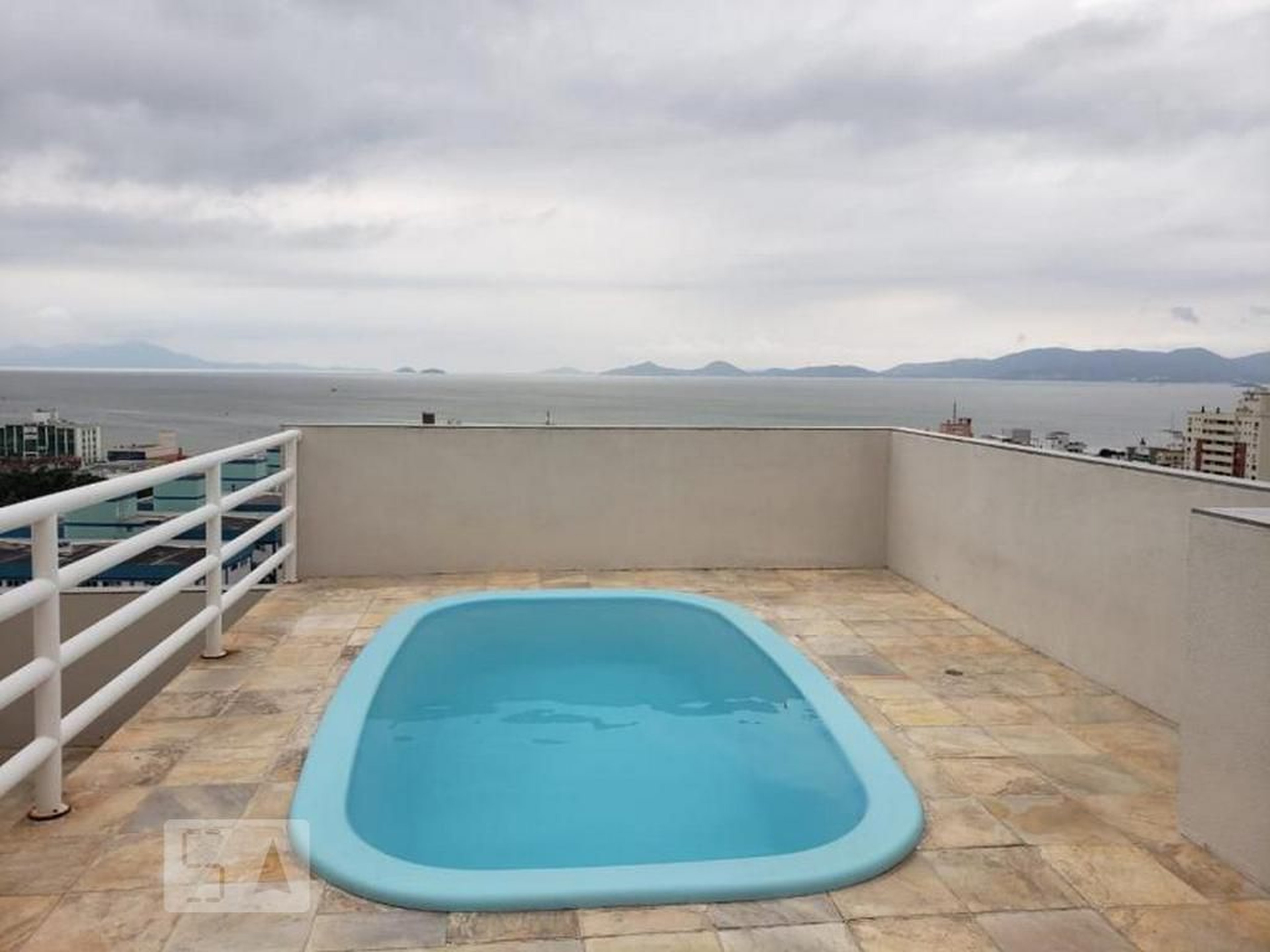 Piscina - Mirante da Colina