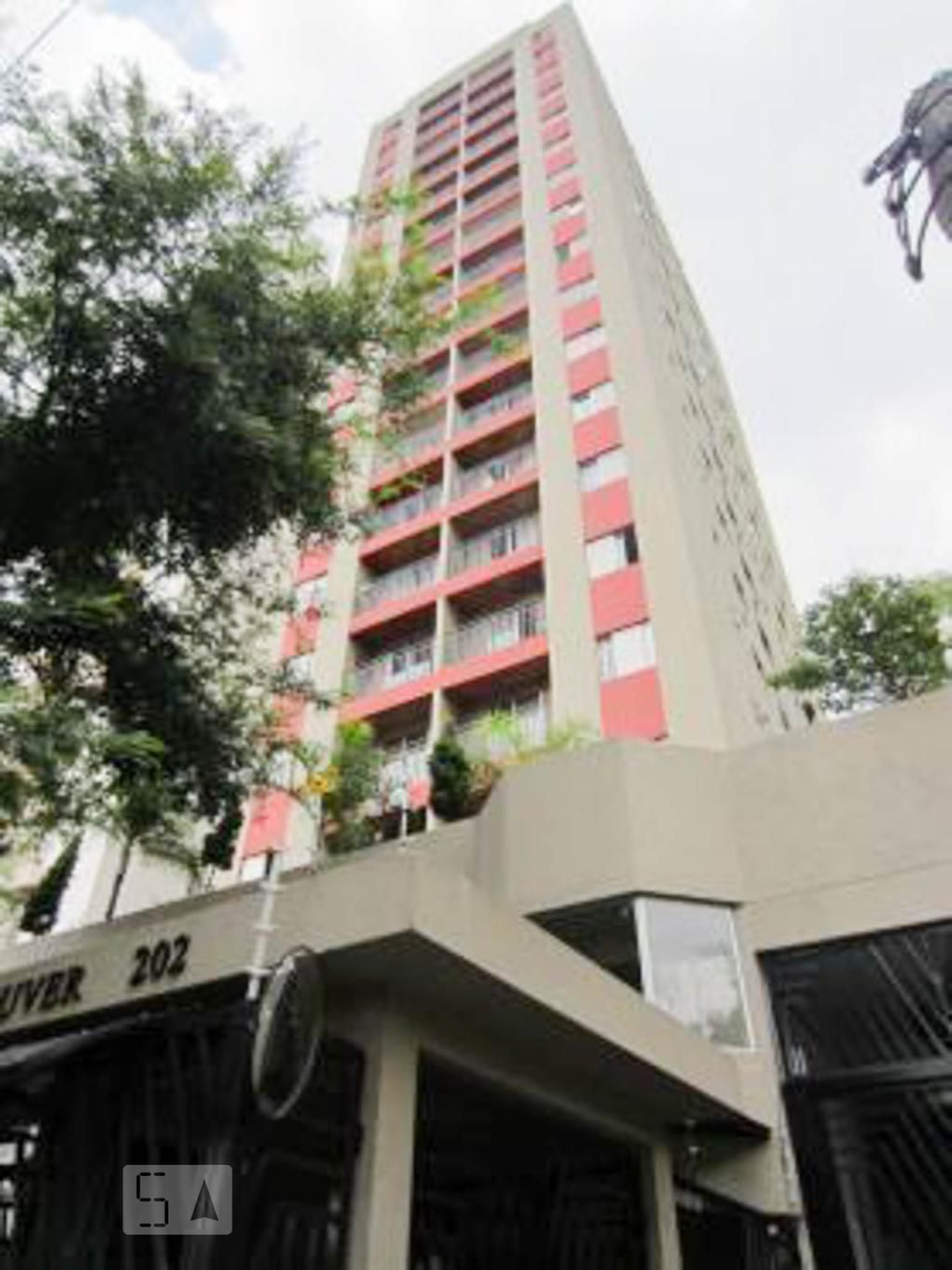 Fachada do Condomínio Condomínio Vancouver