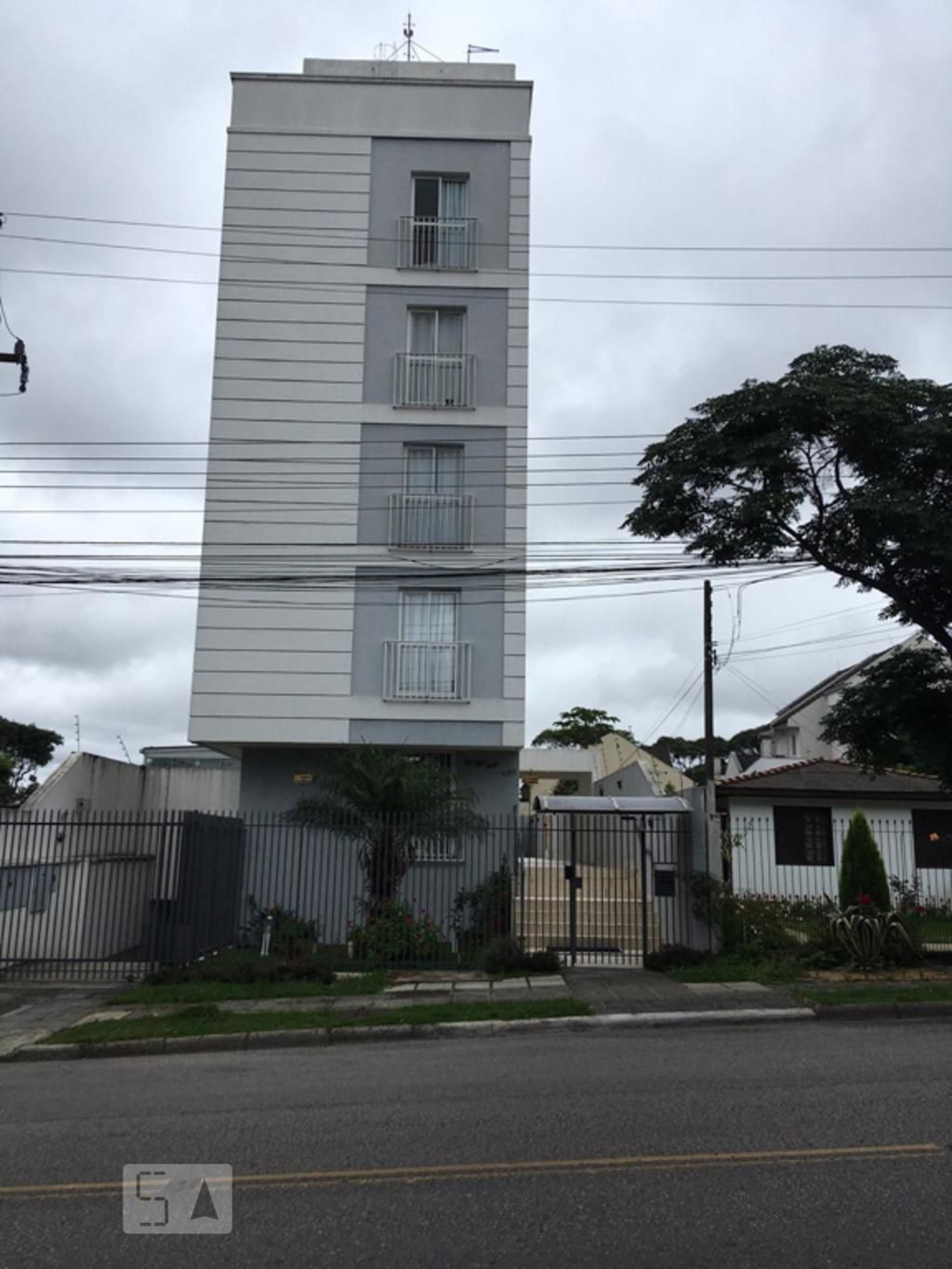 Fachada Residencial Apuama