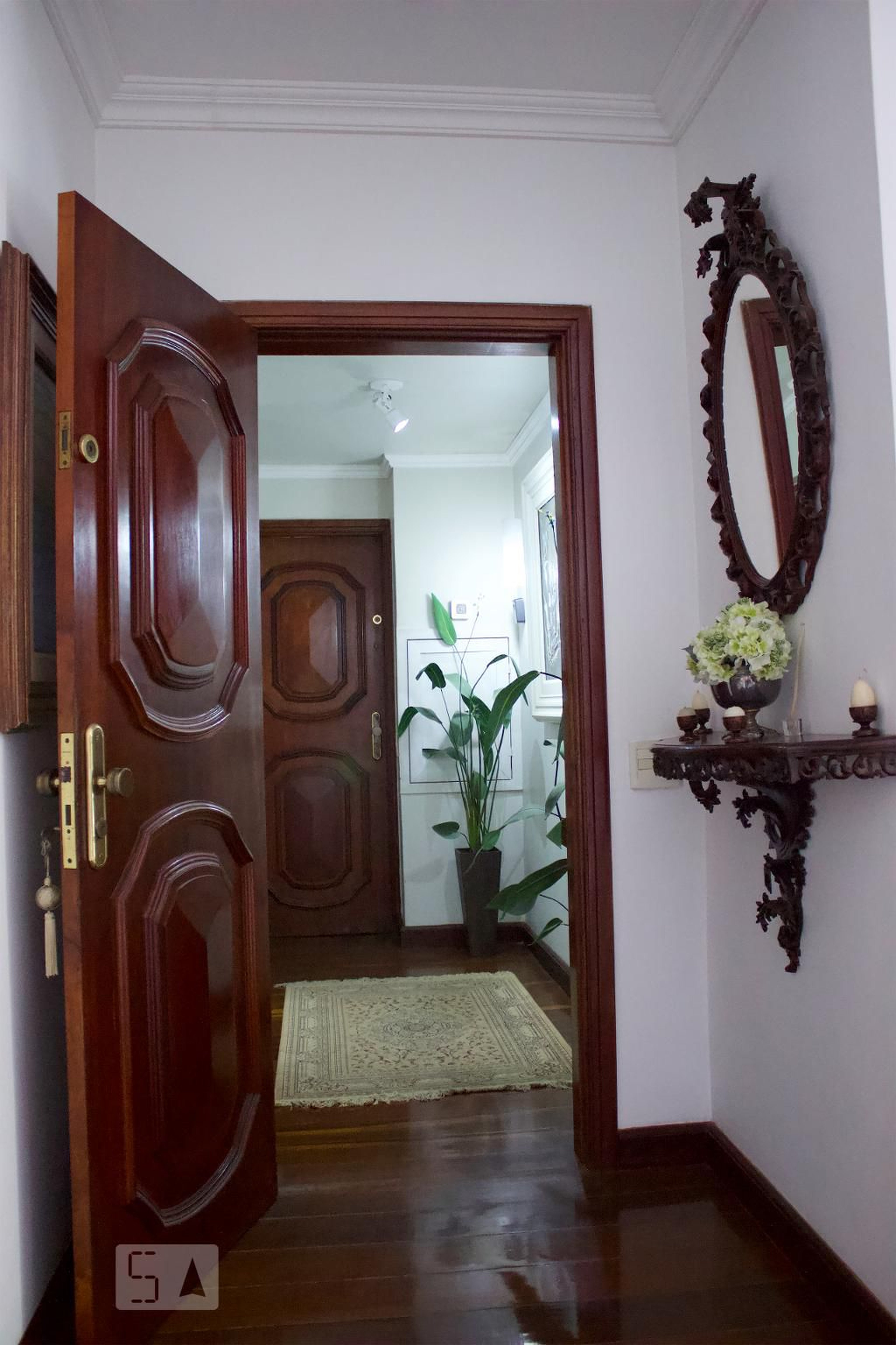 Hall de Entrada Condomínio em Rua Coronel Euríco de Sousa Gomes Filho, 326