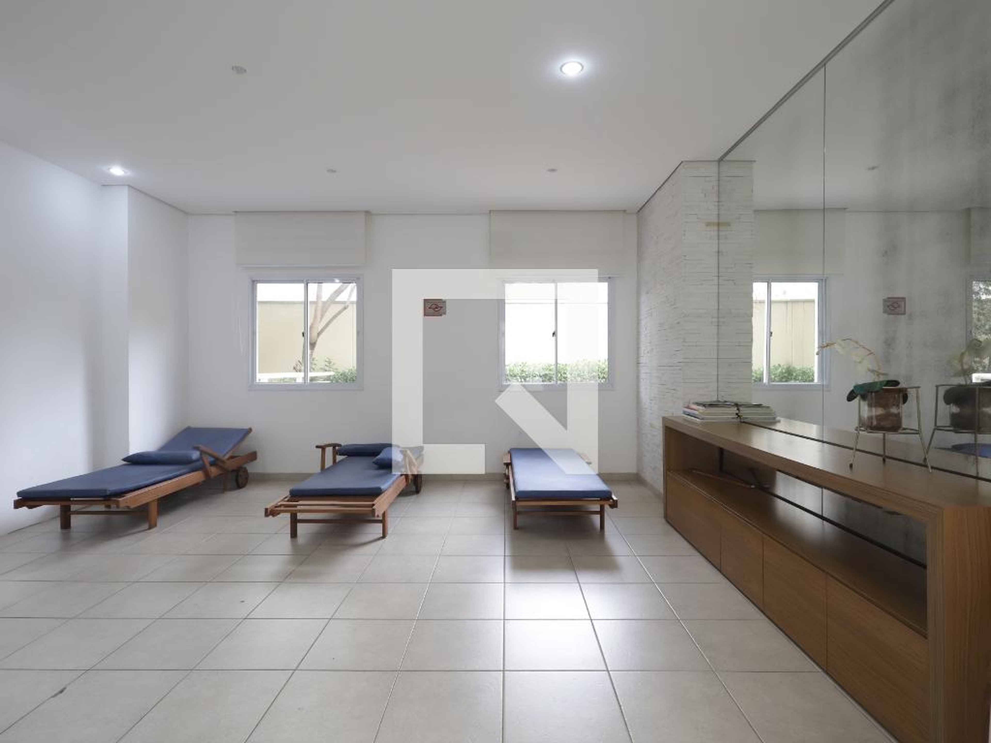 Área comum - Cores Vermelho