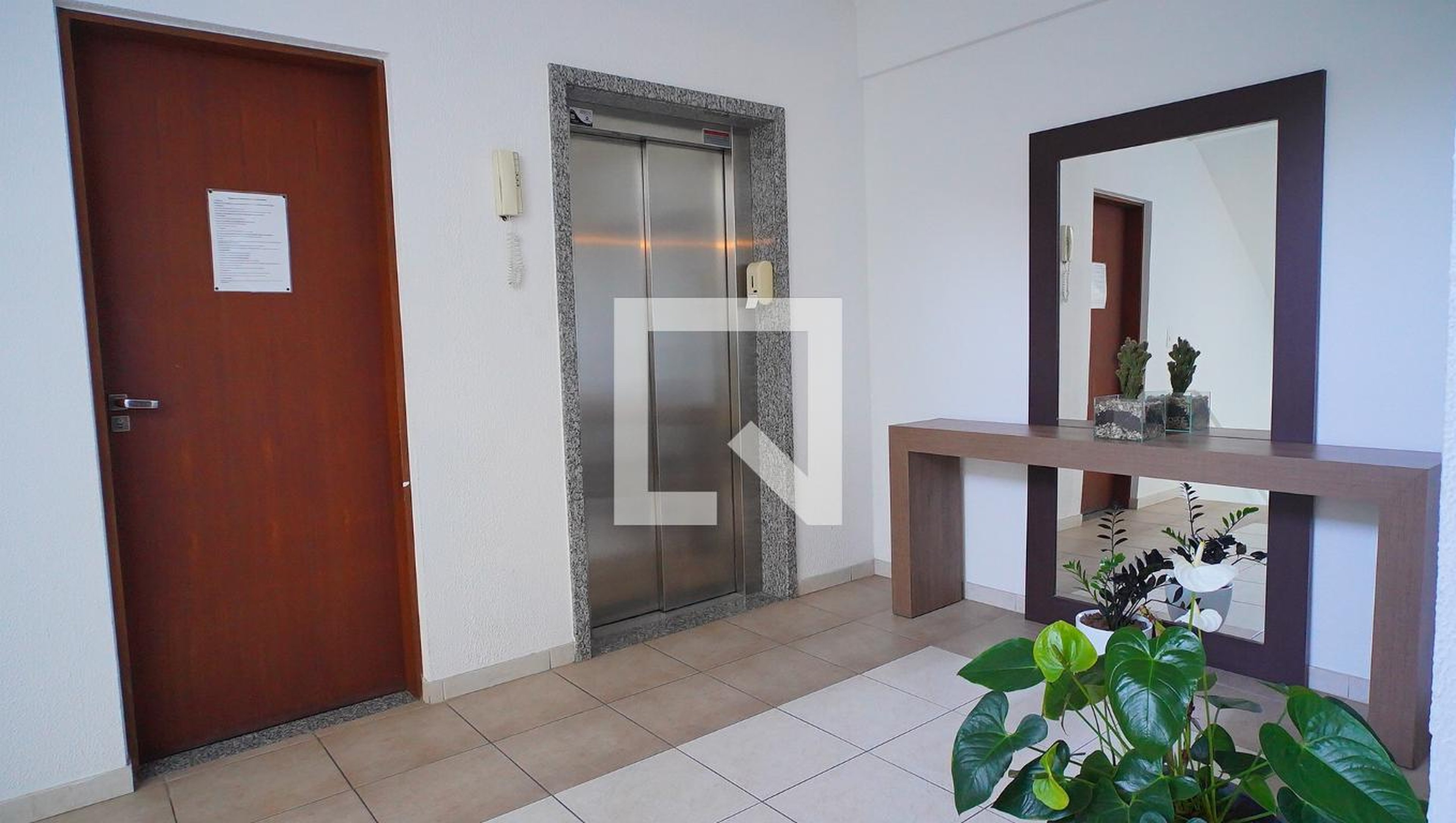 Hall de entrada - Ribeira D' Ilhas