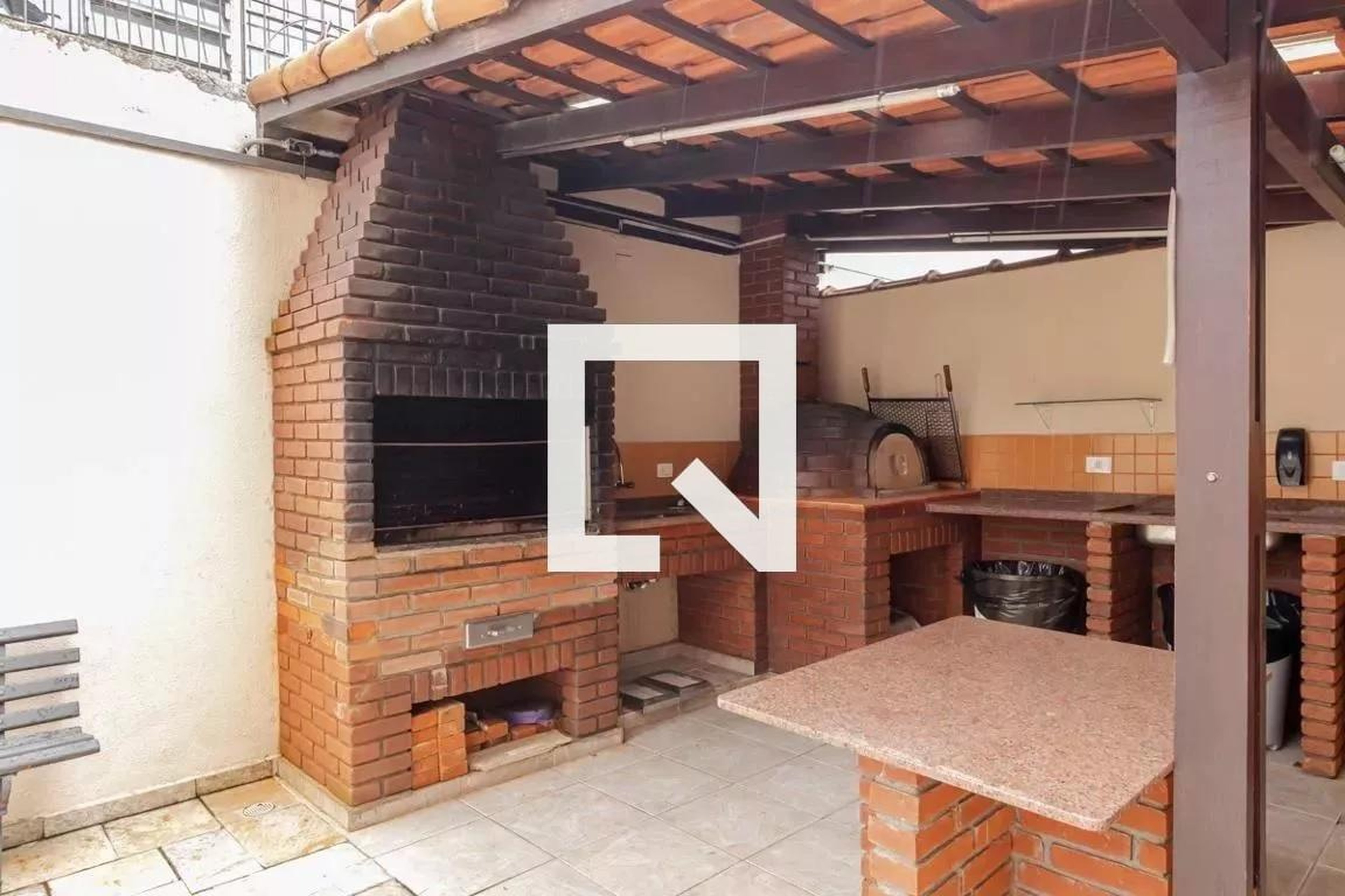 Churrasqueira - Edifício Plaza de Castillia