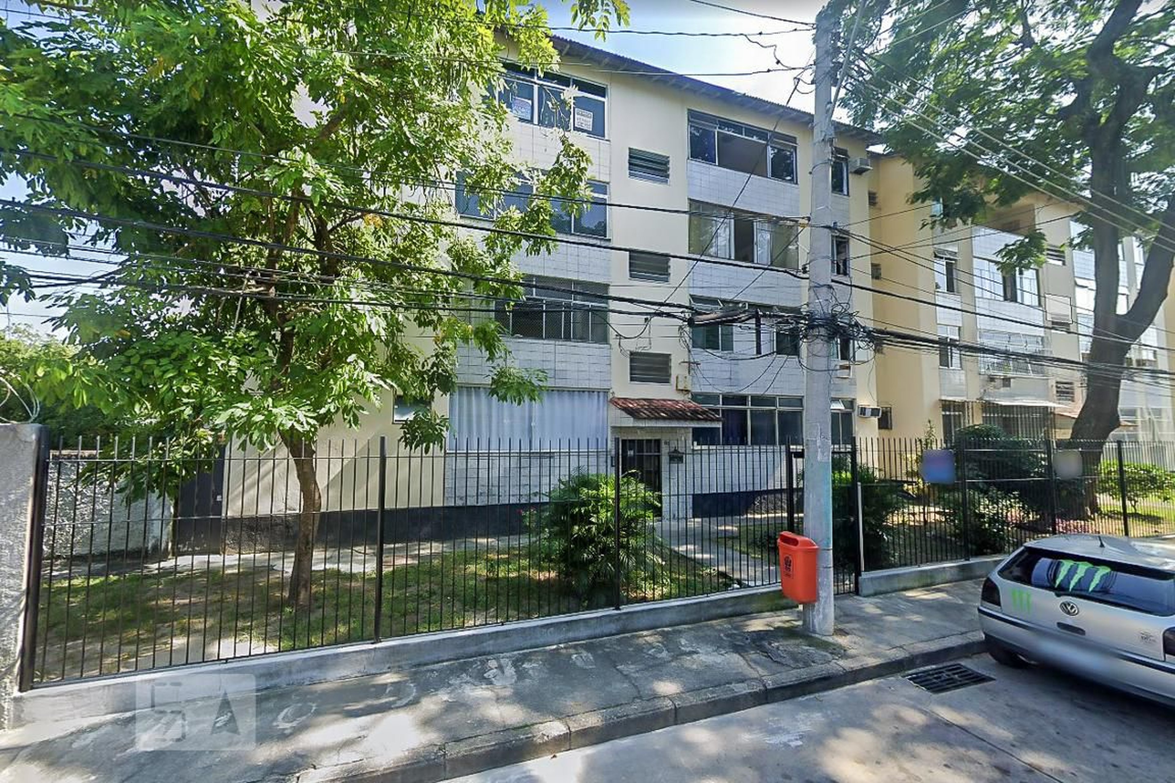 Fachada do Prédio Condomínio Iapi da Penha