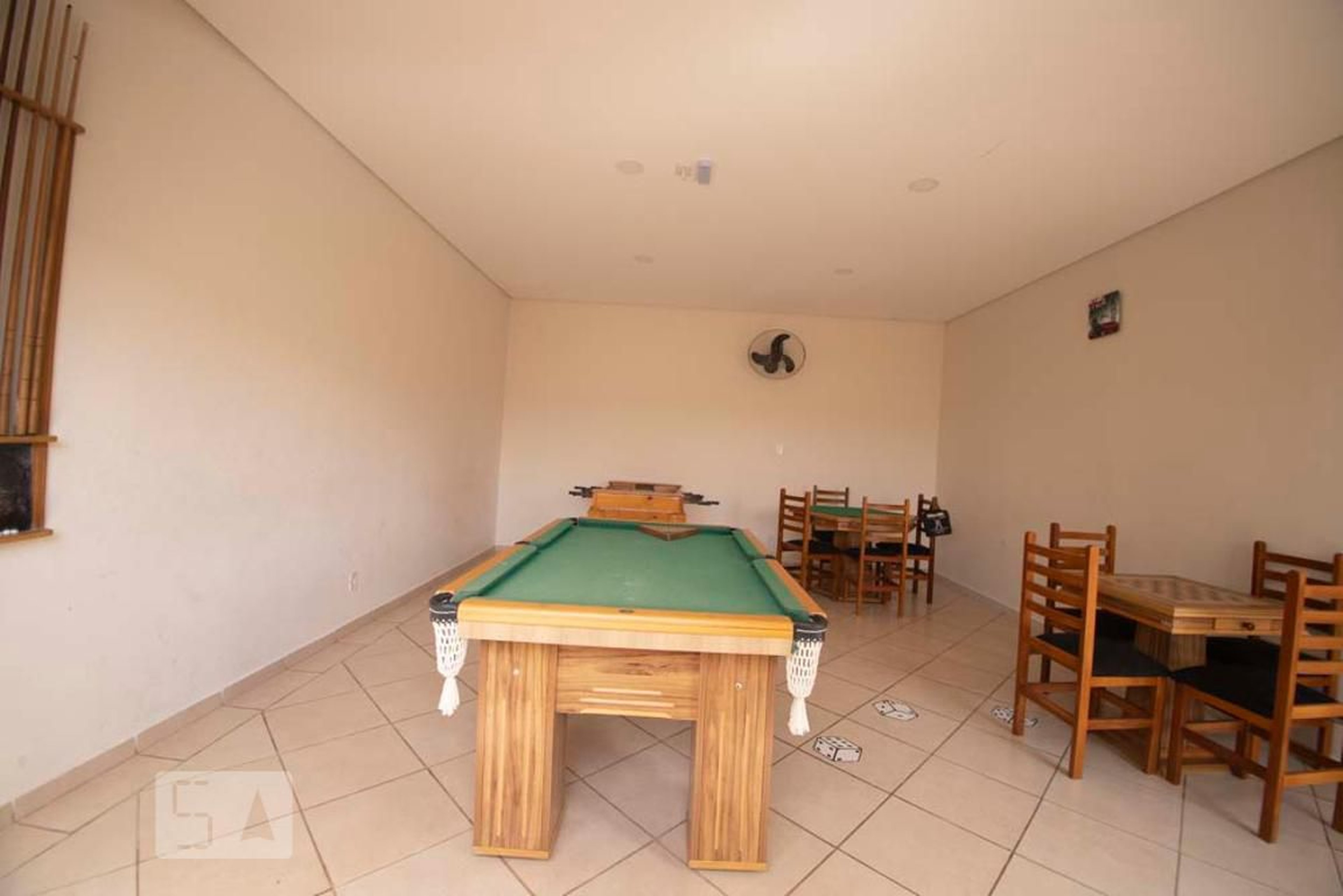 sala de jogos - Água Branca