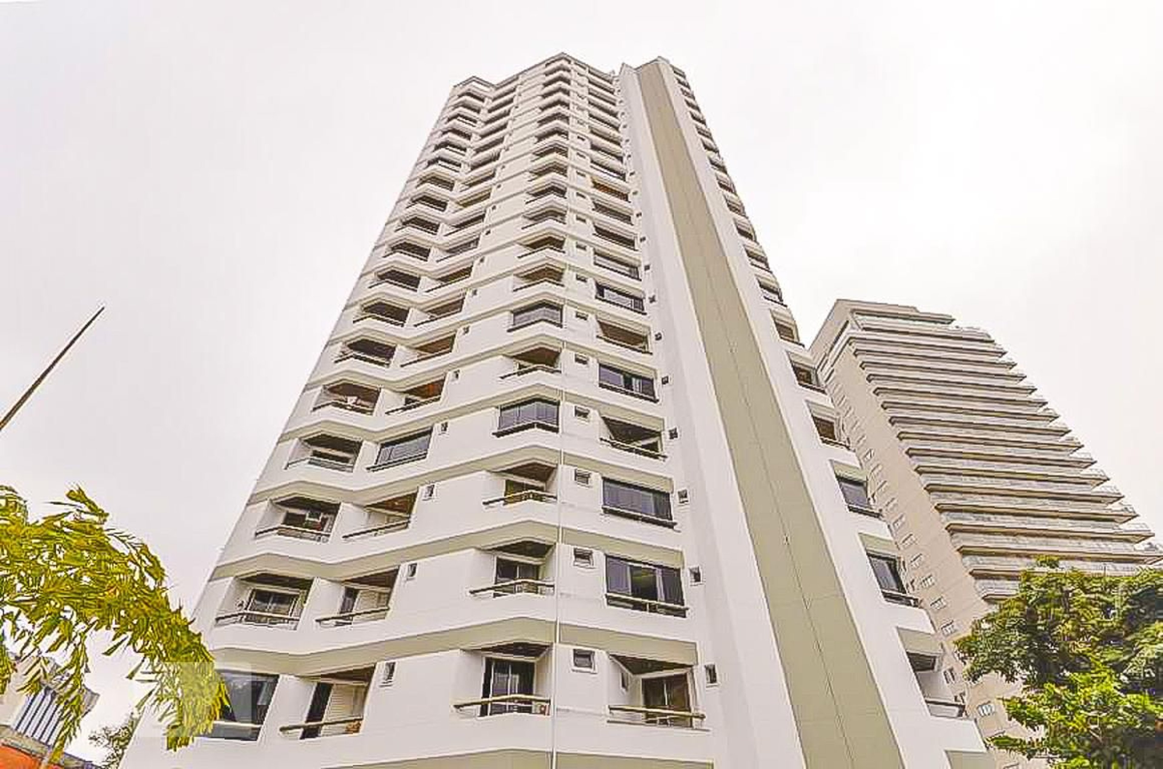 Fachada Condomínio em Rua Joinville, 51