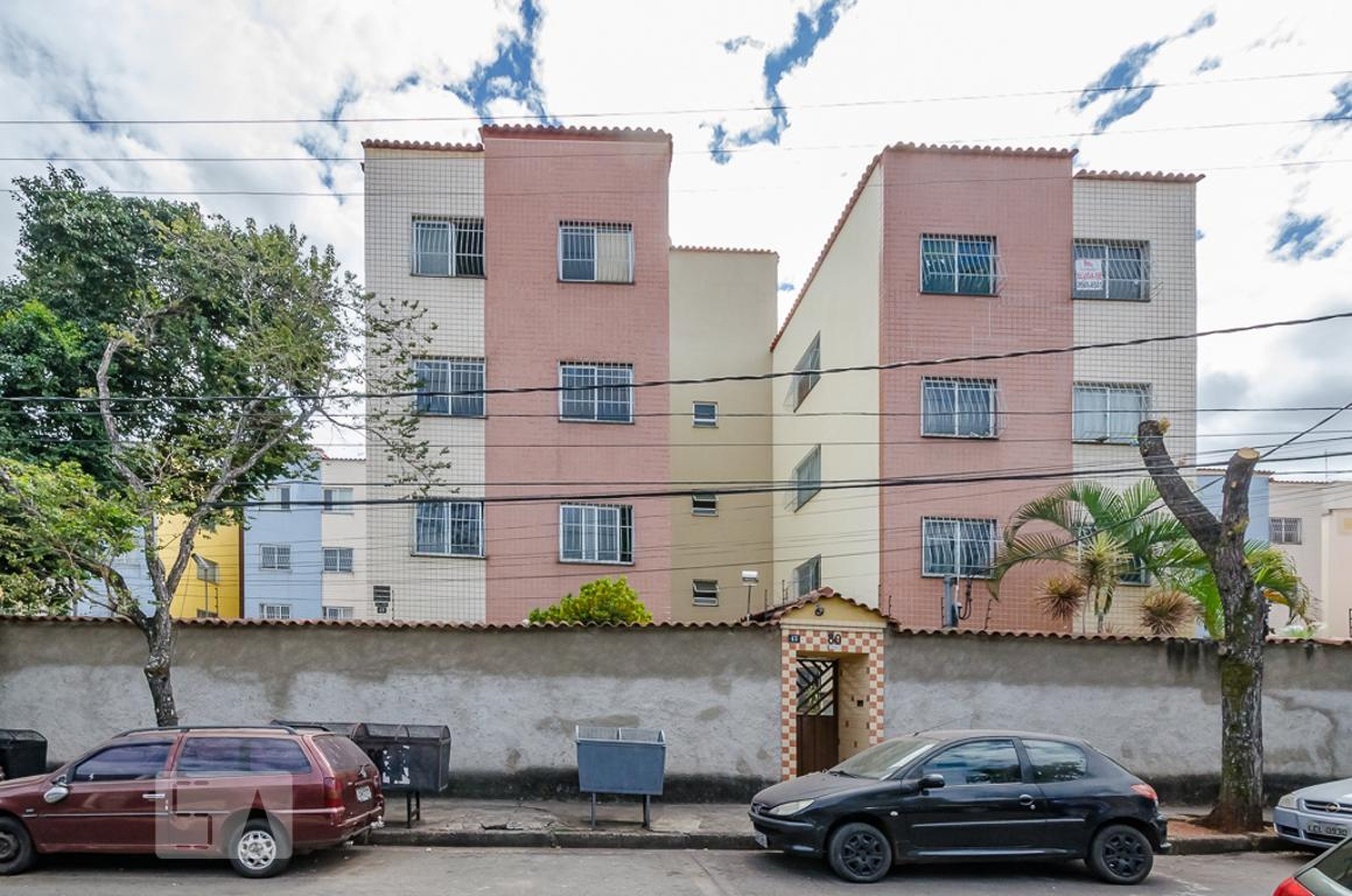 Fachada Condomínio em Rua Sargento Johnny da Silva, 80