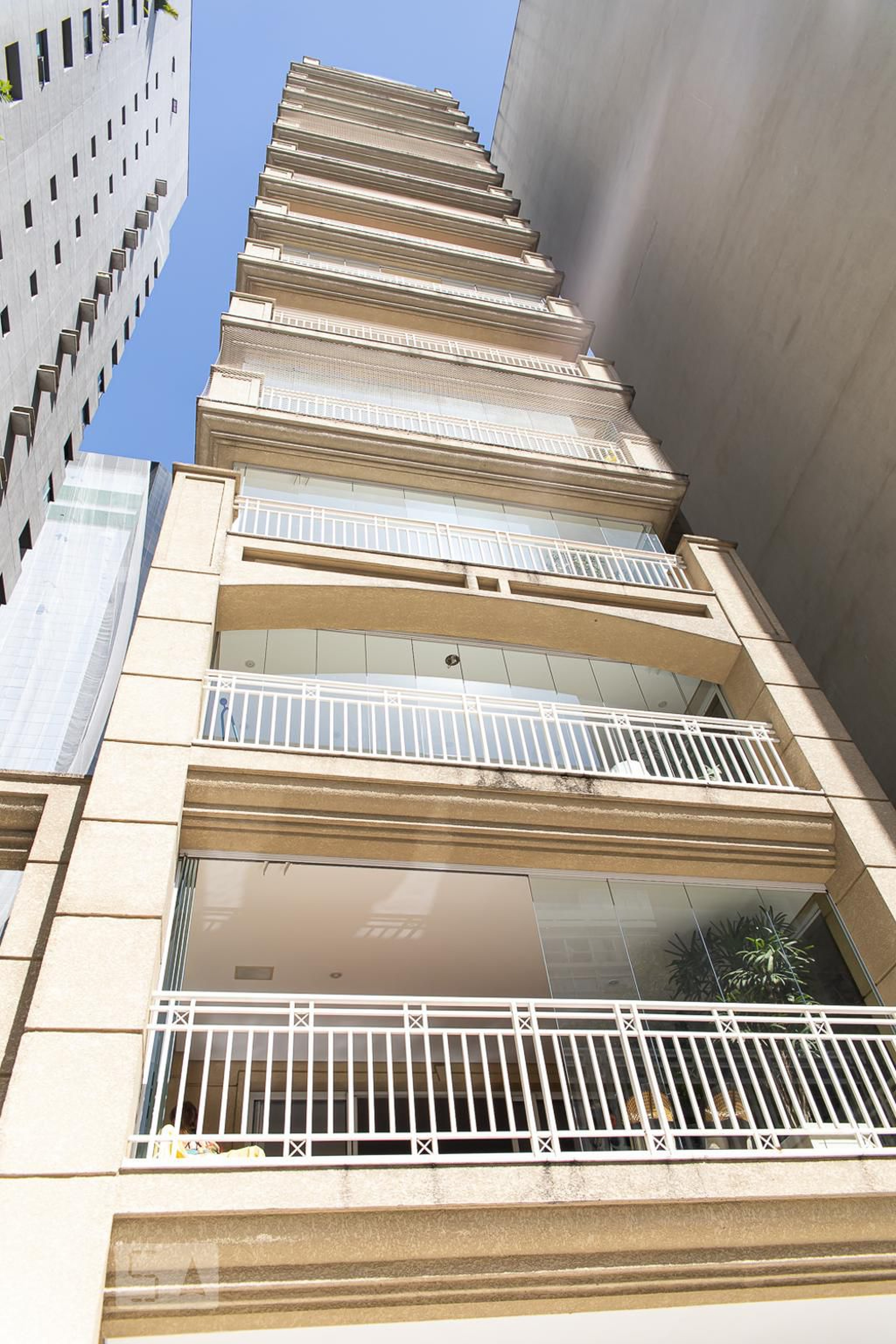 Fachada do Prédio Condomínio Quinta da Baronesa