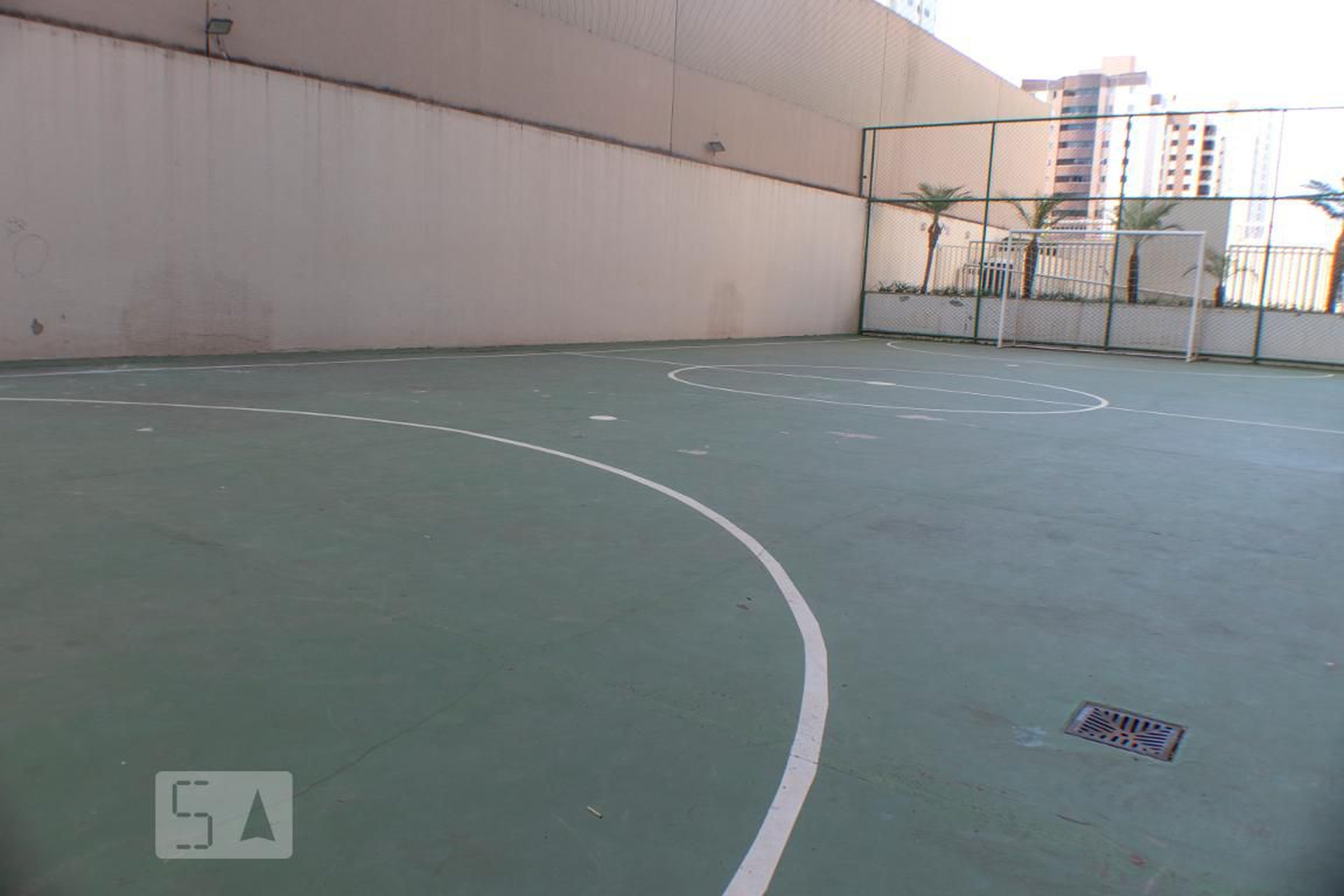 Quadra Esportiva - Mondrian Antares