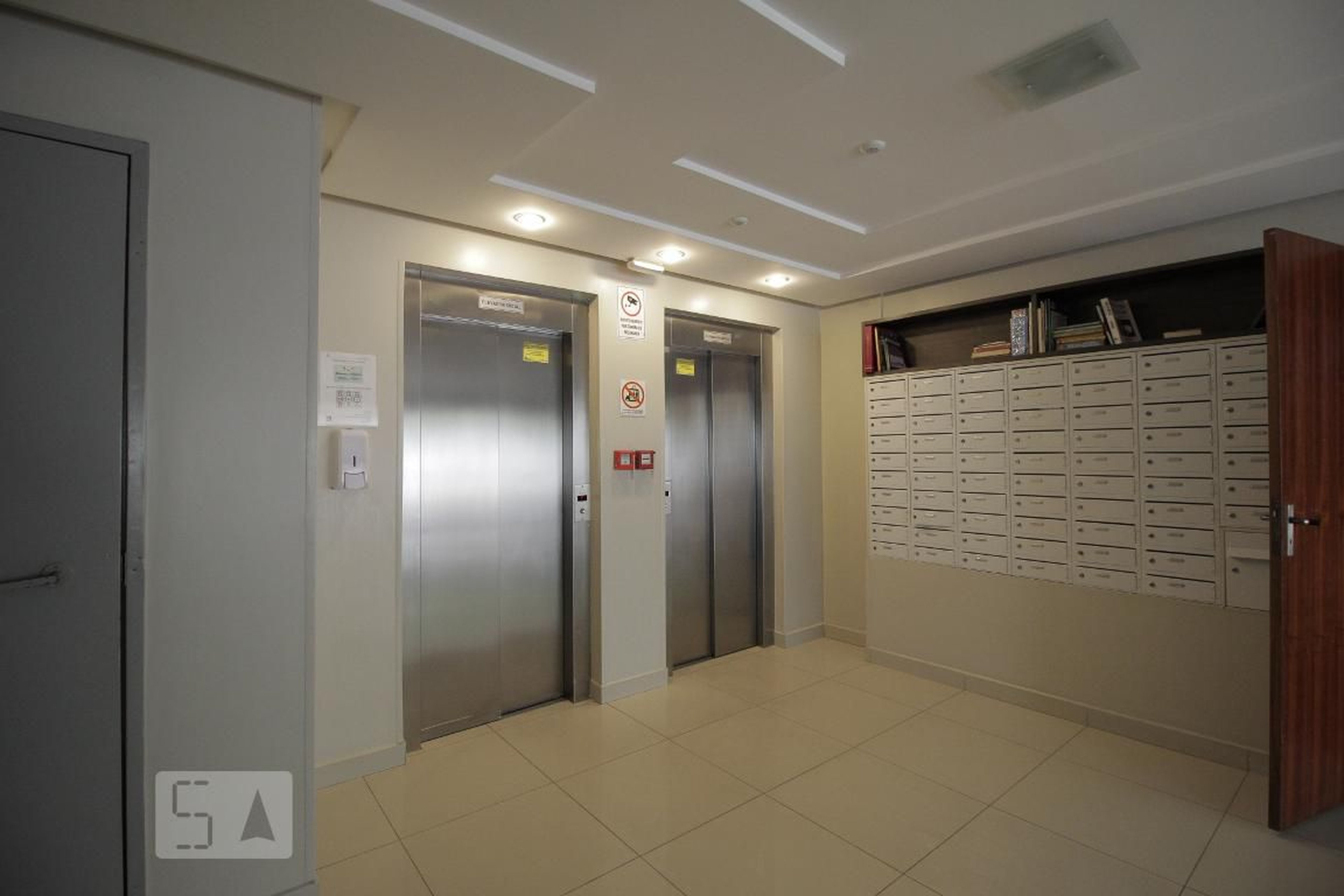 Elevador - Miami Towers