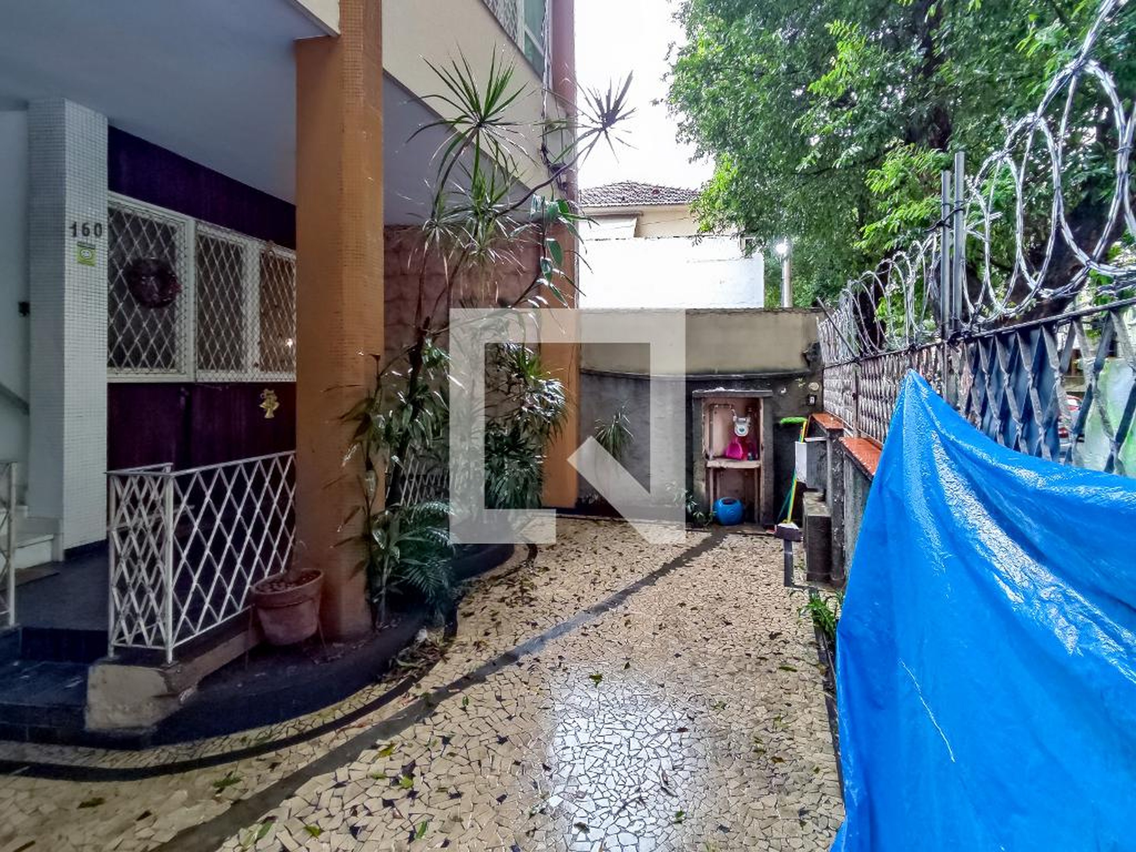 Fachada do Prédio Condomínio em Rua Visconde de Itamarati, 160