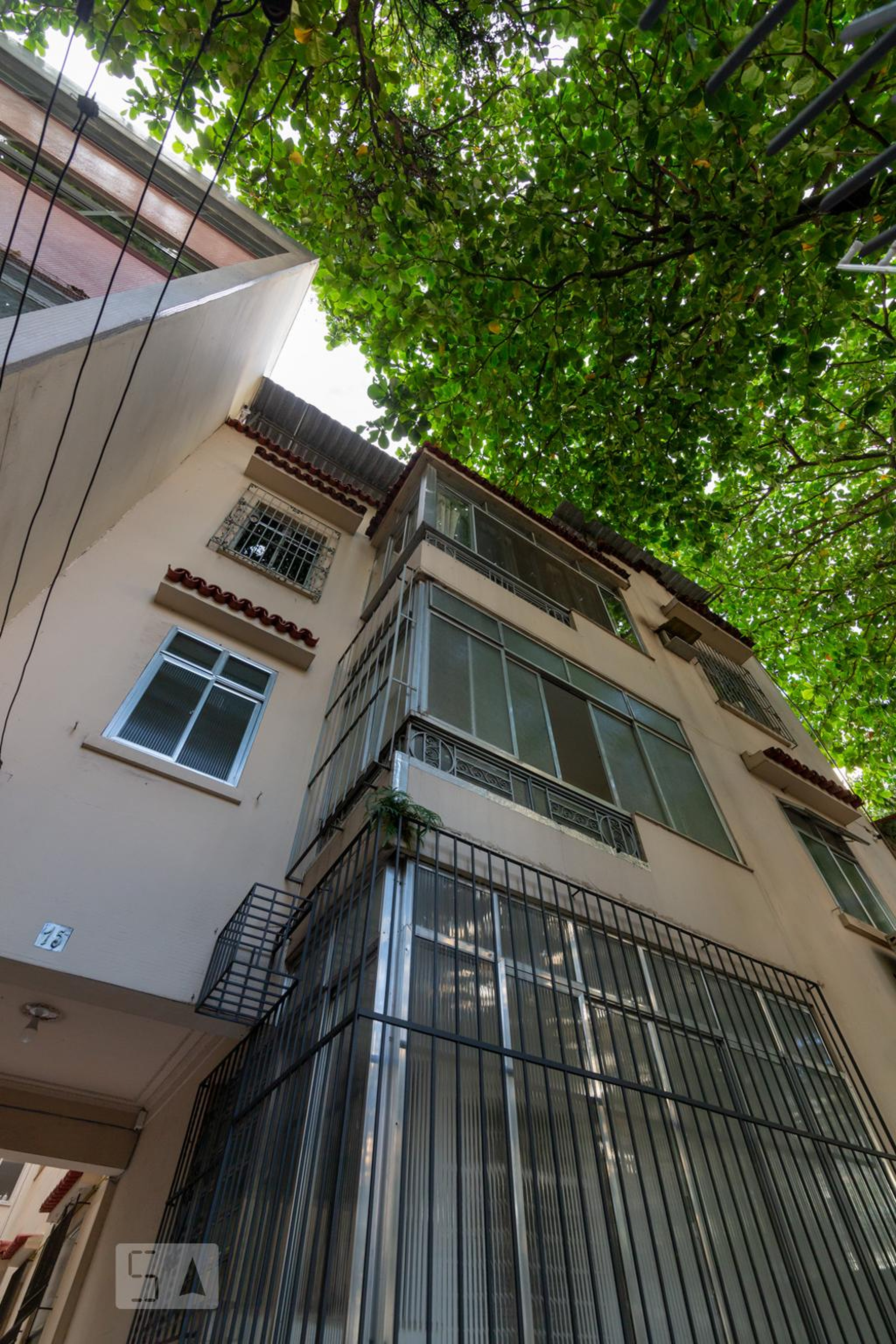 Fachada Condomínio em Rua Zamenhof, 15