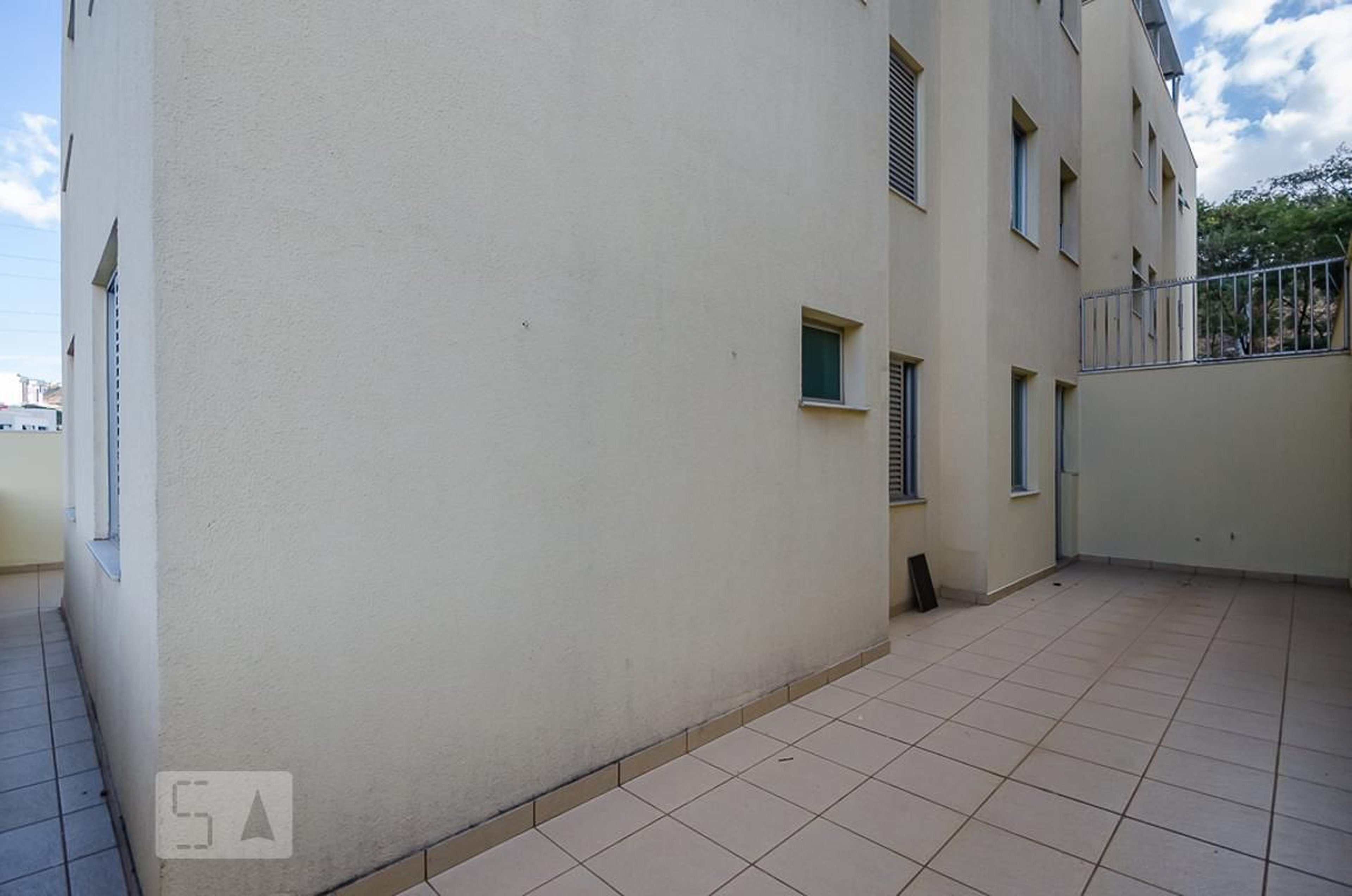 Área Externa - Edifício Aroeira