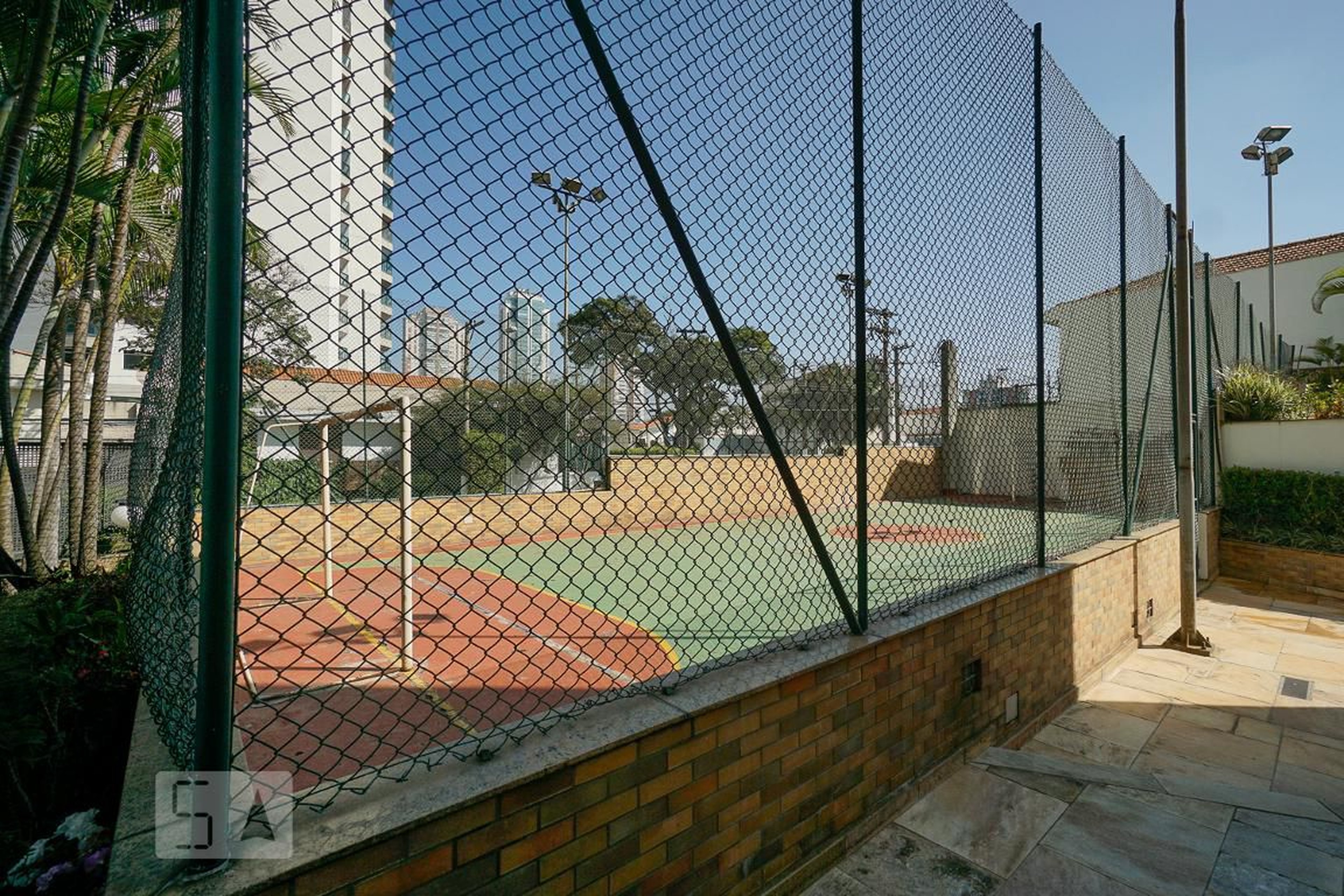 Quadra esportiva - Itapua