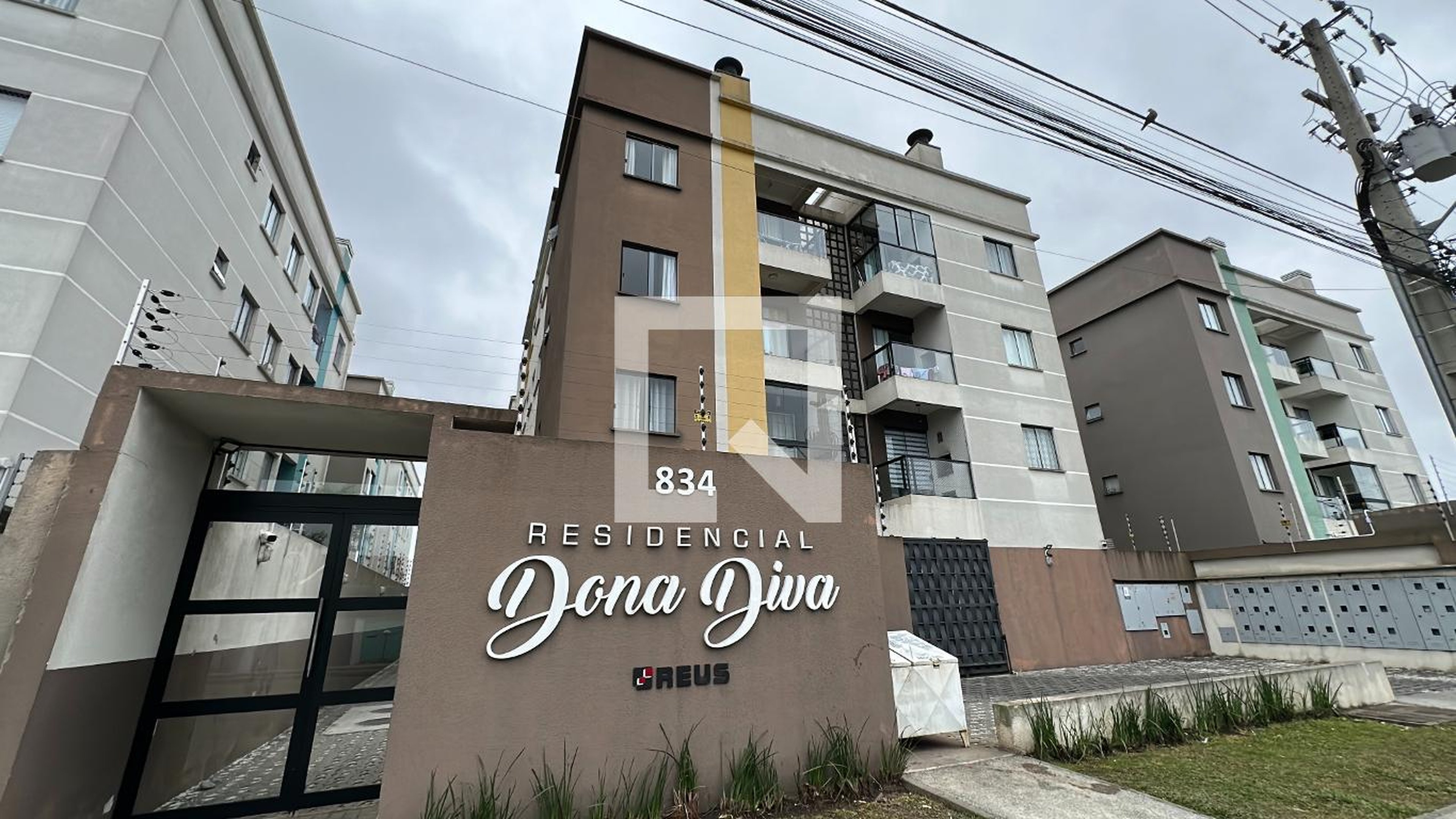 Fachada Residencial Dona Diva